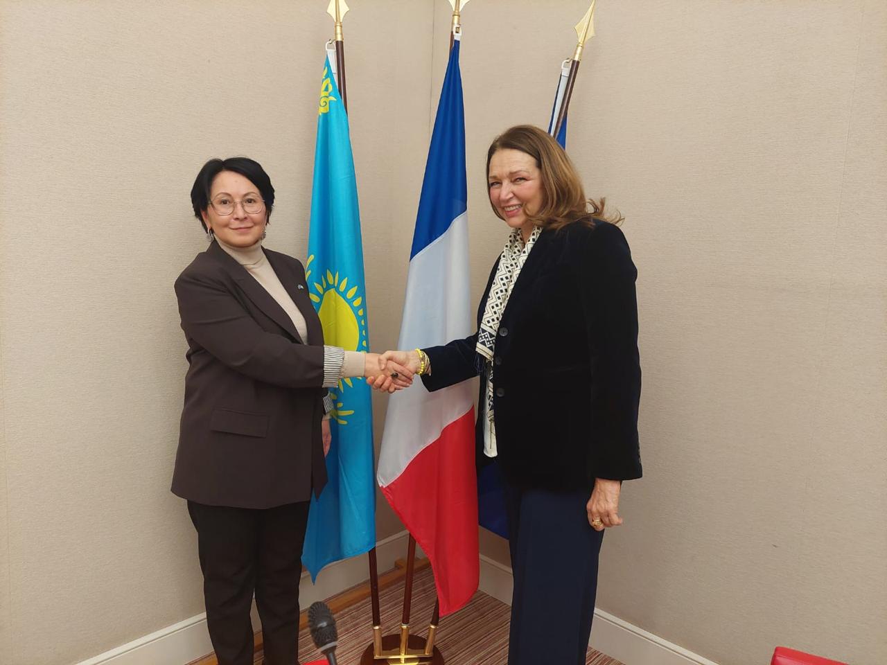 Rencontre avec la Sénatrice française