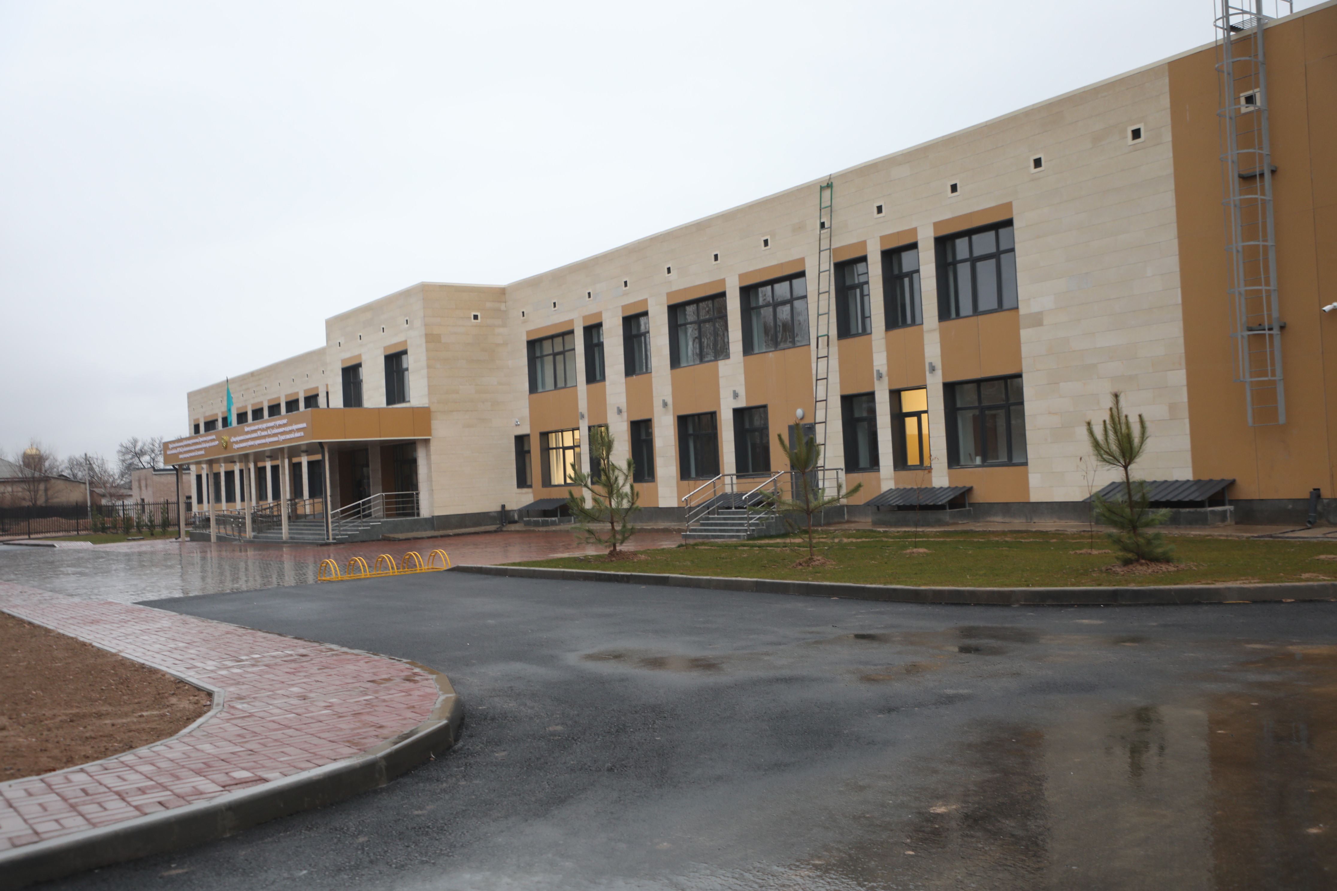 АРМАН АБДУЛЛАЕВ: ҚҰРЫЛЫС БАРЫСЫНДА ЕҢ БАСТЫ НАЗАРДА – САПА МЕН ҚАУІПСІЗДІК БОЛУЫ ТИІС!