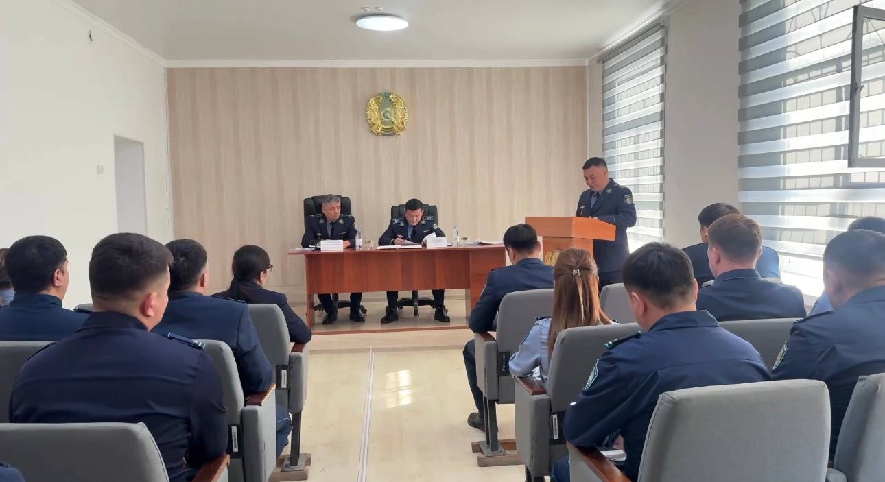 Заместитель начальника Департамента полиции области Абай полковник полиции Нурымов Аблай Абайулы, провёл встречу с личным составом Маканчинского районного отдела полиции.