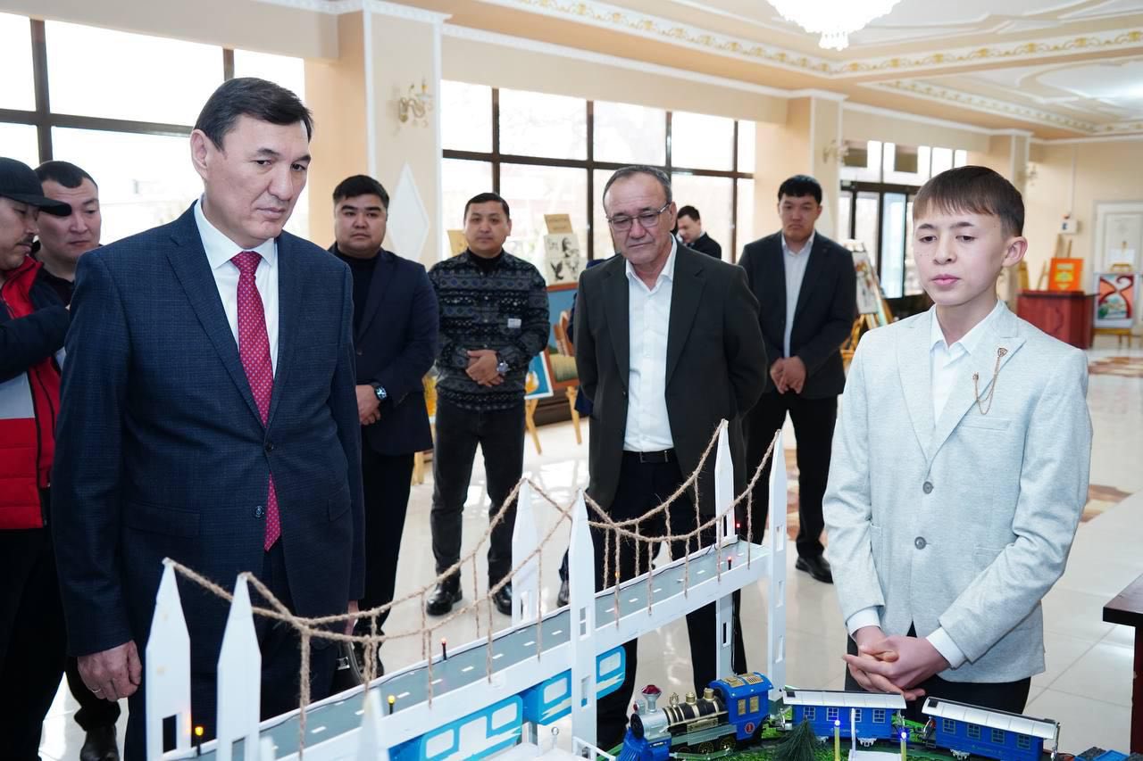 ТҮРКІСТАН ОБЛЫСЫНДА БІЛІМ БЕРУДЕГІ САПАНЫ АРТТЫРУ БАҒЫТЫНДА ЖҮЙЕЛІ ШАРАЛАР ҚОЛҒА АЛЫНДЫ