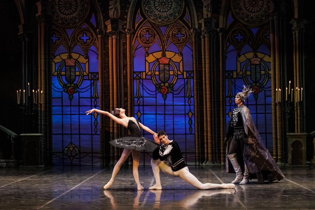 Постановка театра имени Абая