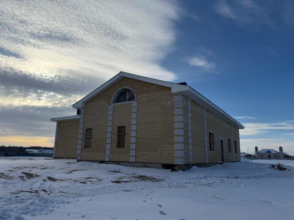 В трех селах Бескарагайского района строятся объекты культуры