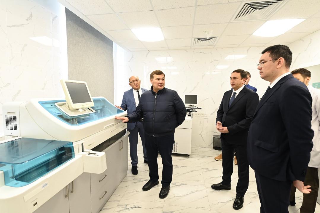 Глава региона ознакомился с работой центра Orhun Medical