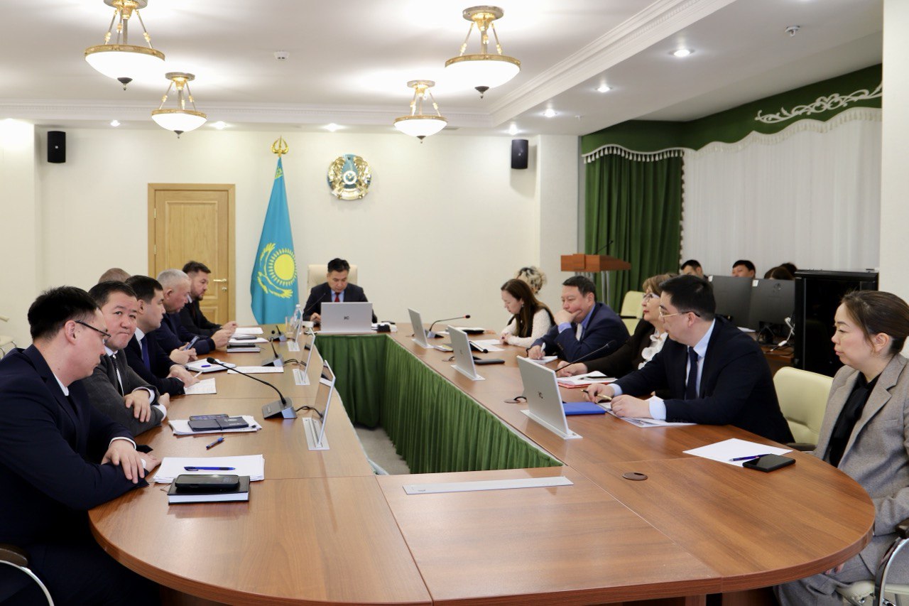 Еңбек министрлігінде Ұлттық біліктілік жүйесін жетілдіру мәселелері талқыланды