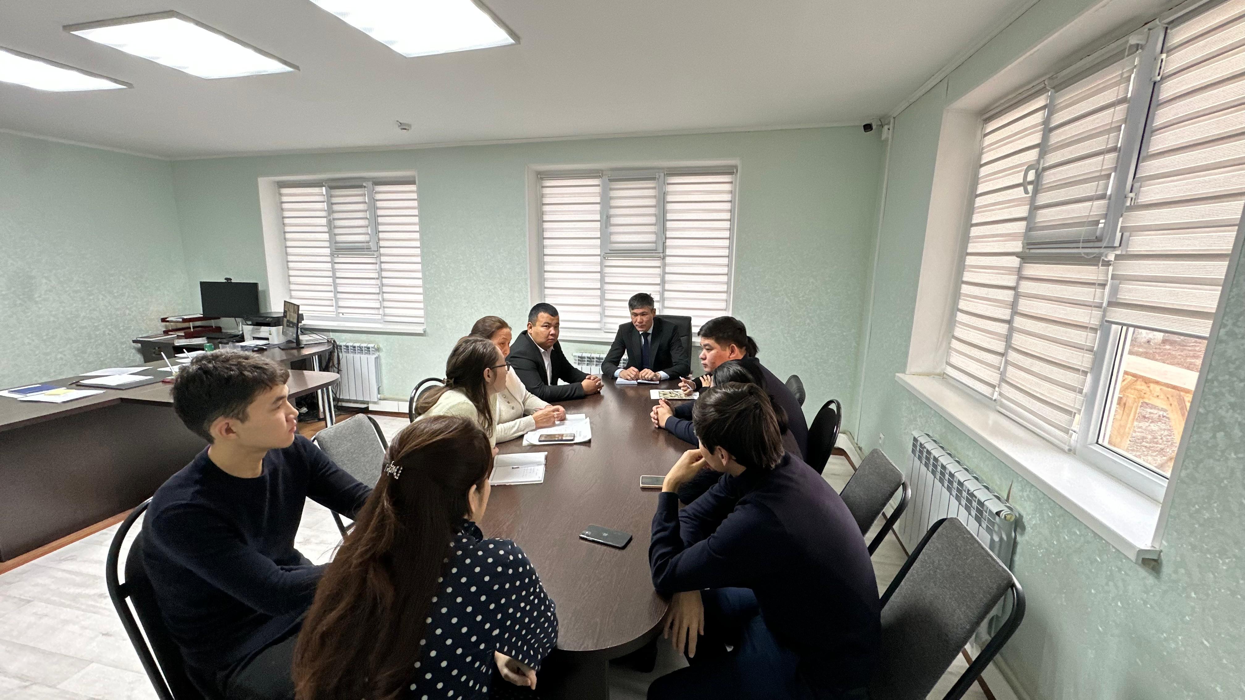 Әдеп және сыбайлас жемқорлыққа қарсы іс-қимыл мәселелері бойынша түсіндірме жиналысы өткізілді.