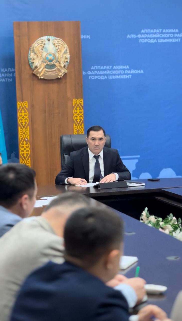 АППАРАТНОЕ СОВЕЩАНИЕ: РАССМОТРЕНЫ АКТУАЛЬНЫЕ ВОПРОСЫ