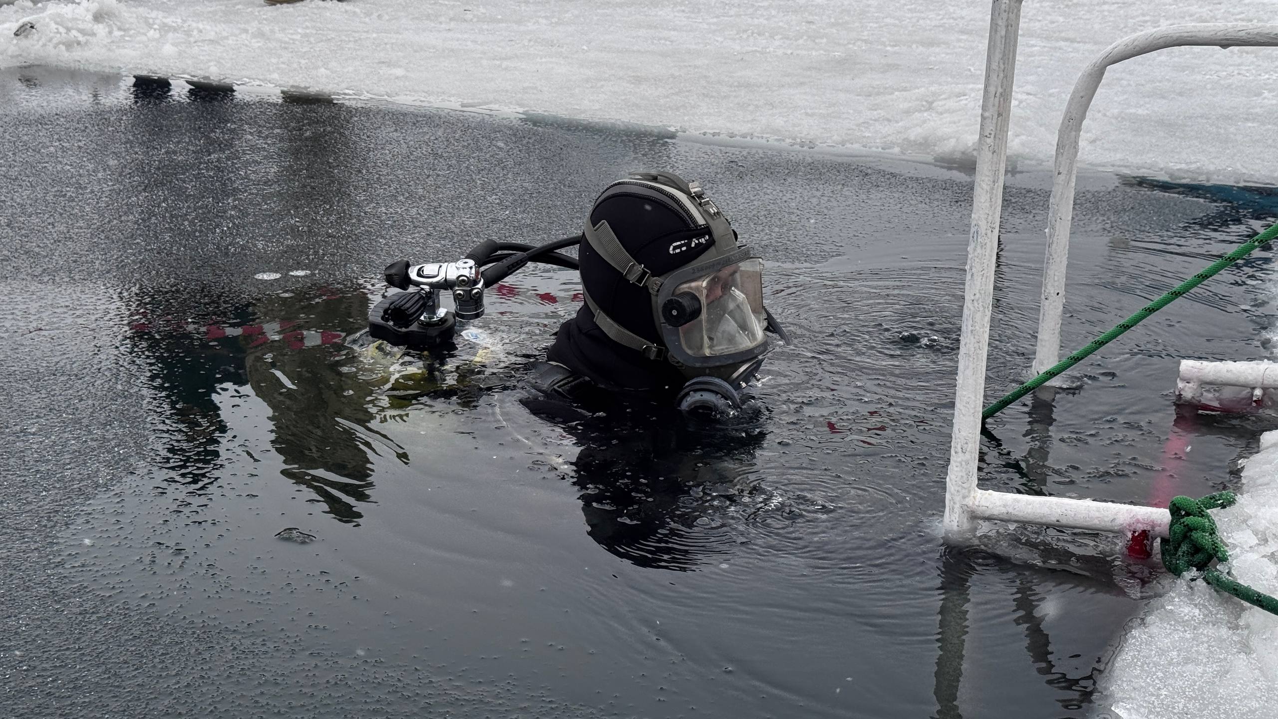 Водолазная тренировка с применением подводного дрона