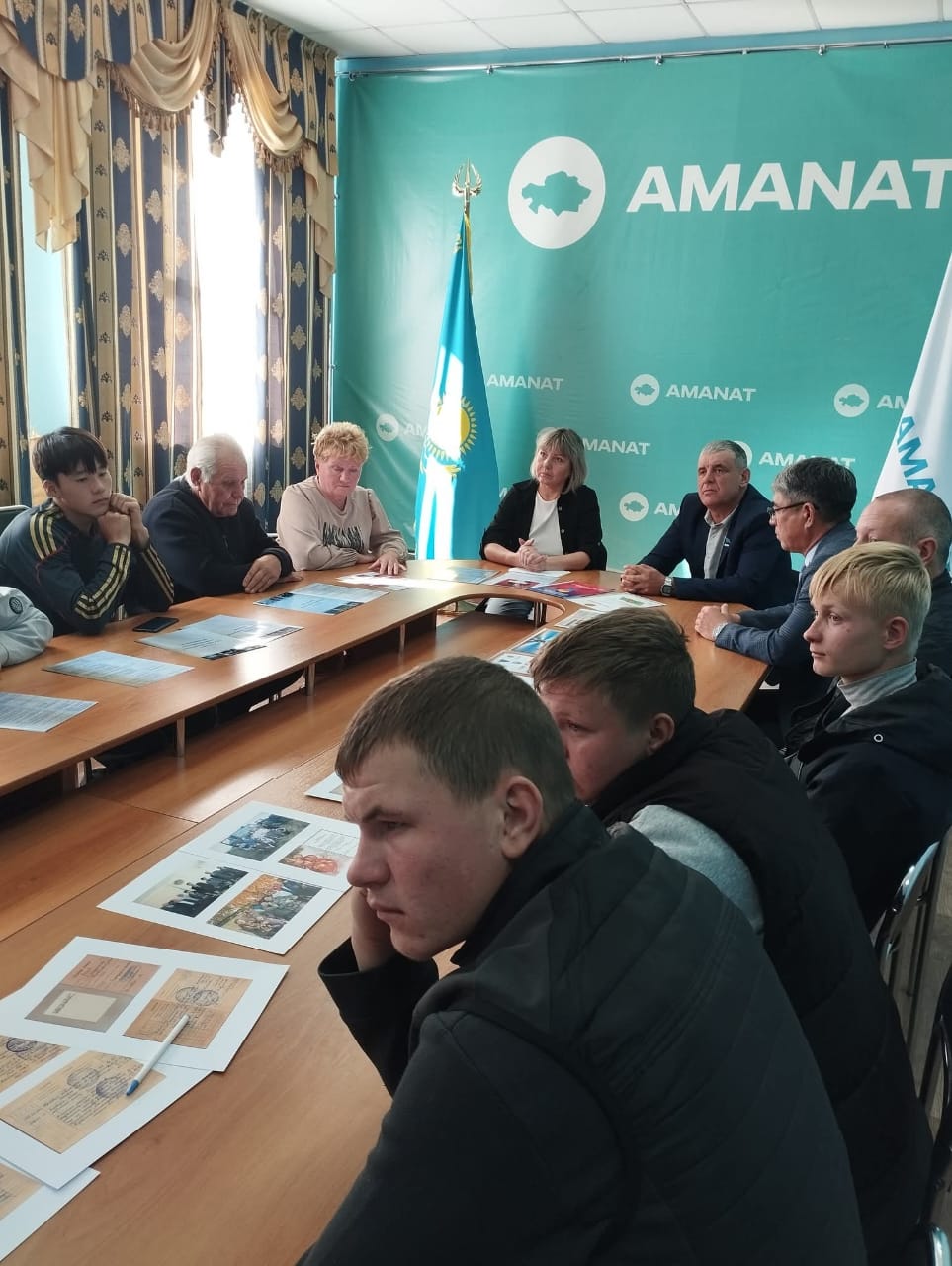 «Костанайская область. Люди её гордость» под таким названием прошла встреча с общественностью в  Мендыкаре