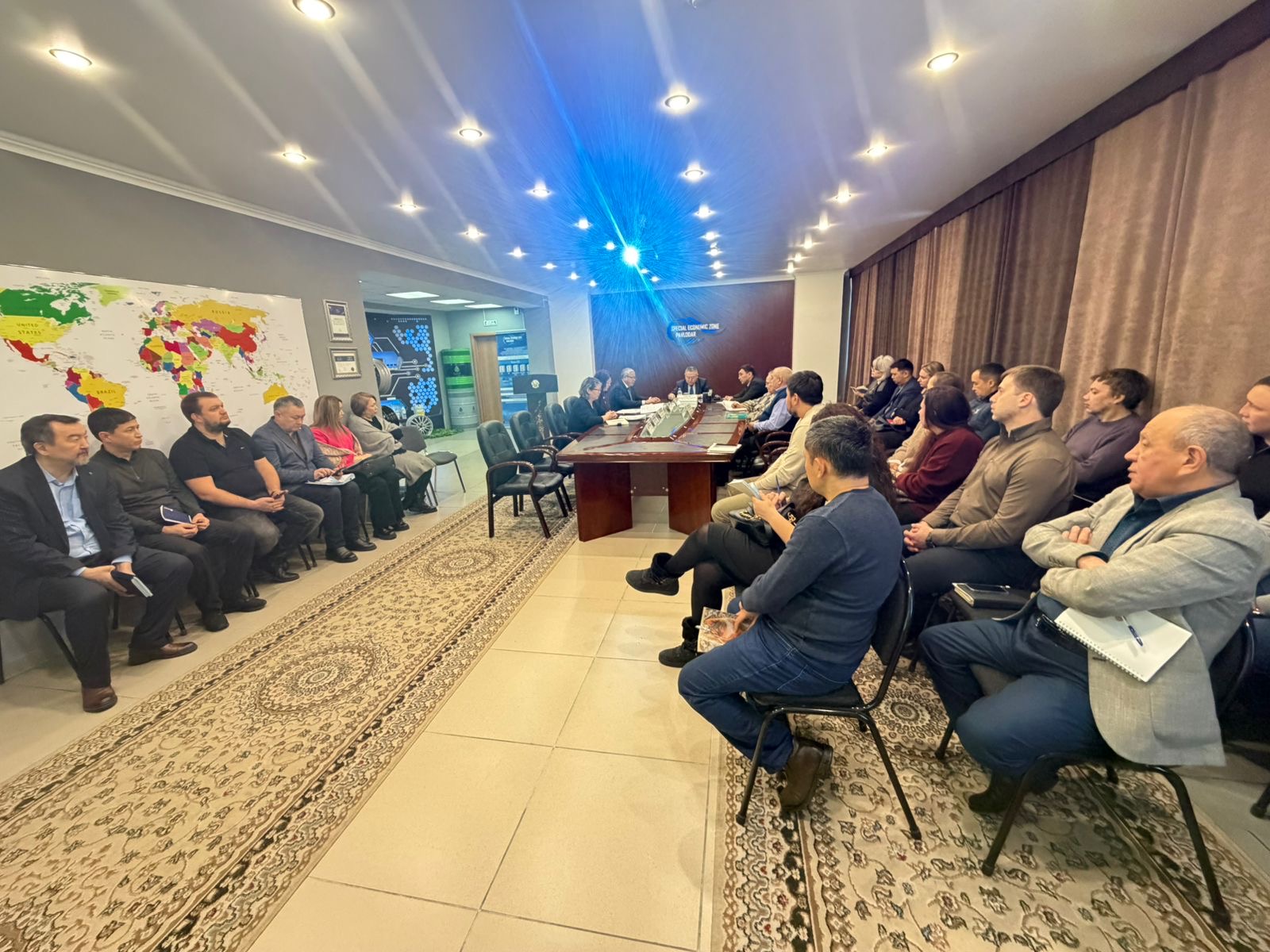 Арнайы экономикалық аймақтың кәсіпкерлері үшін жаңа Салық кодексінің нормалары бойынша семинар өткізілді