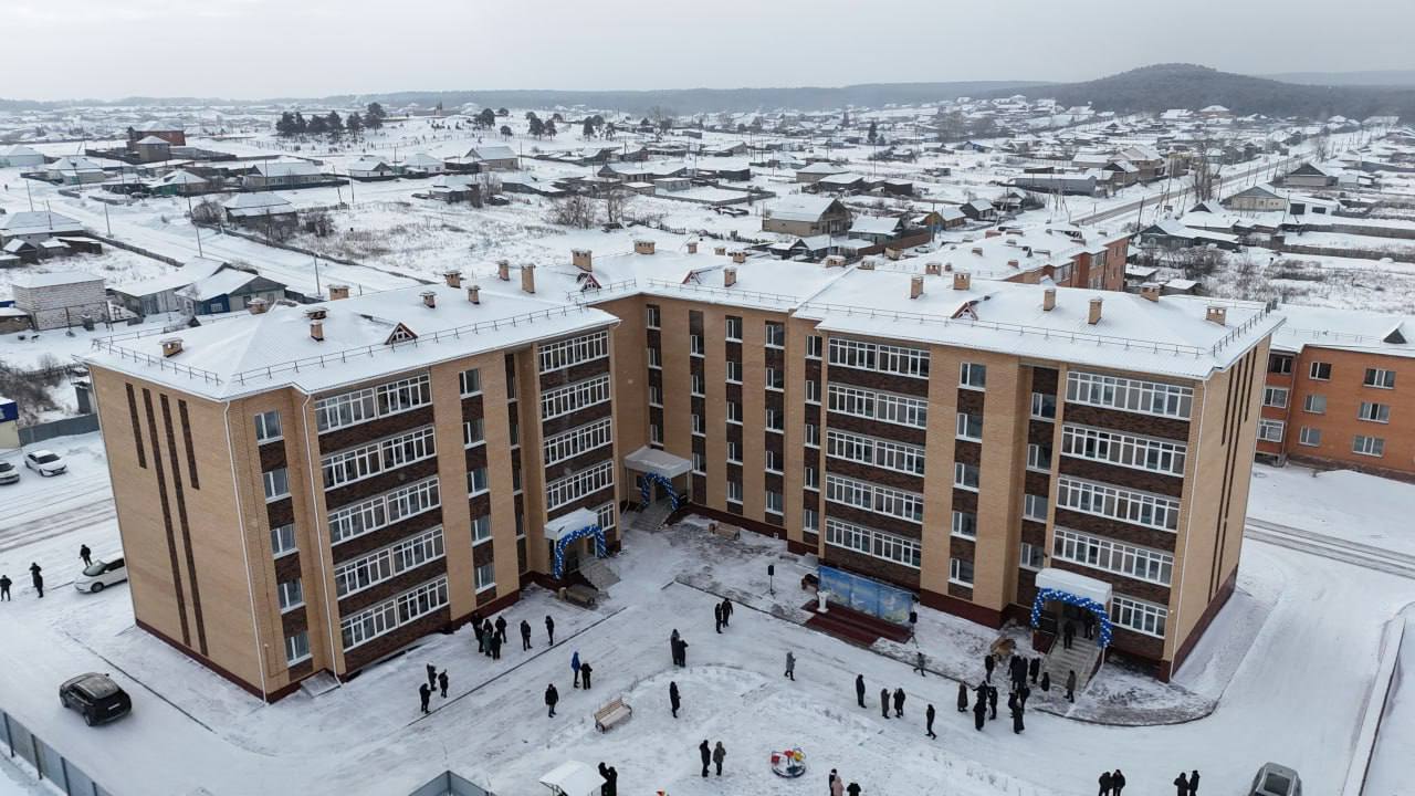 В Зерендинском районе 26 семей получили ключи от новых квартир