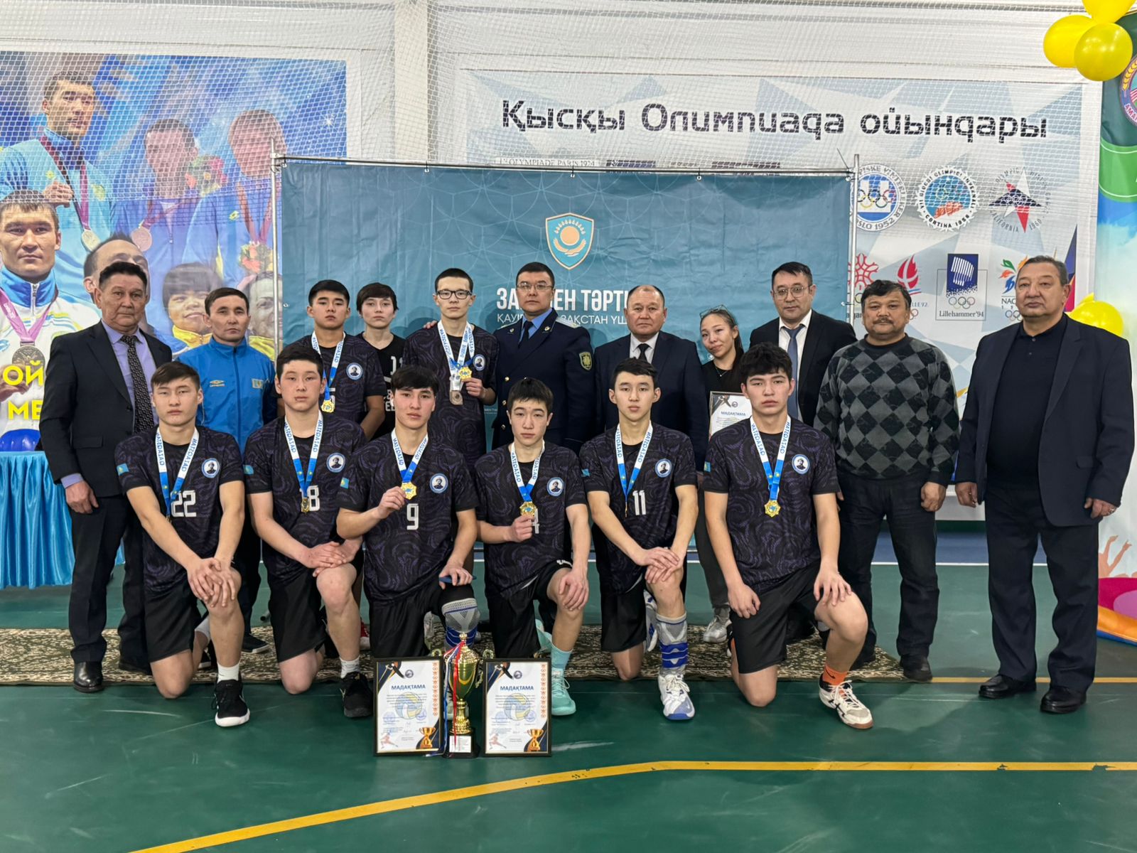 782 школьника Амангельдинского района приняли участие в Форуме «Закон и порядок - гарантия стабильности»