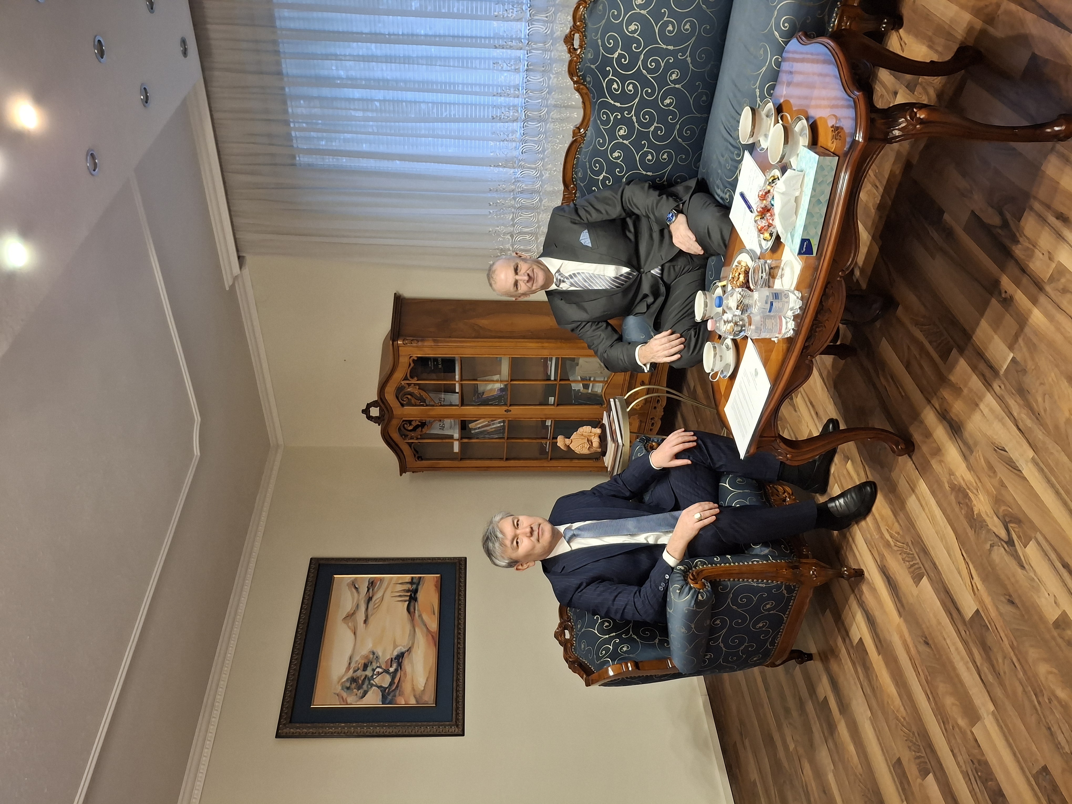 Қазақстанның Мажарстандағы Елшісің Қазақстанның Мажарстандағы Құрметті консулдарымен кездесулері туралы