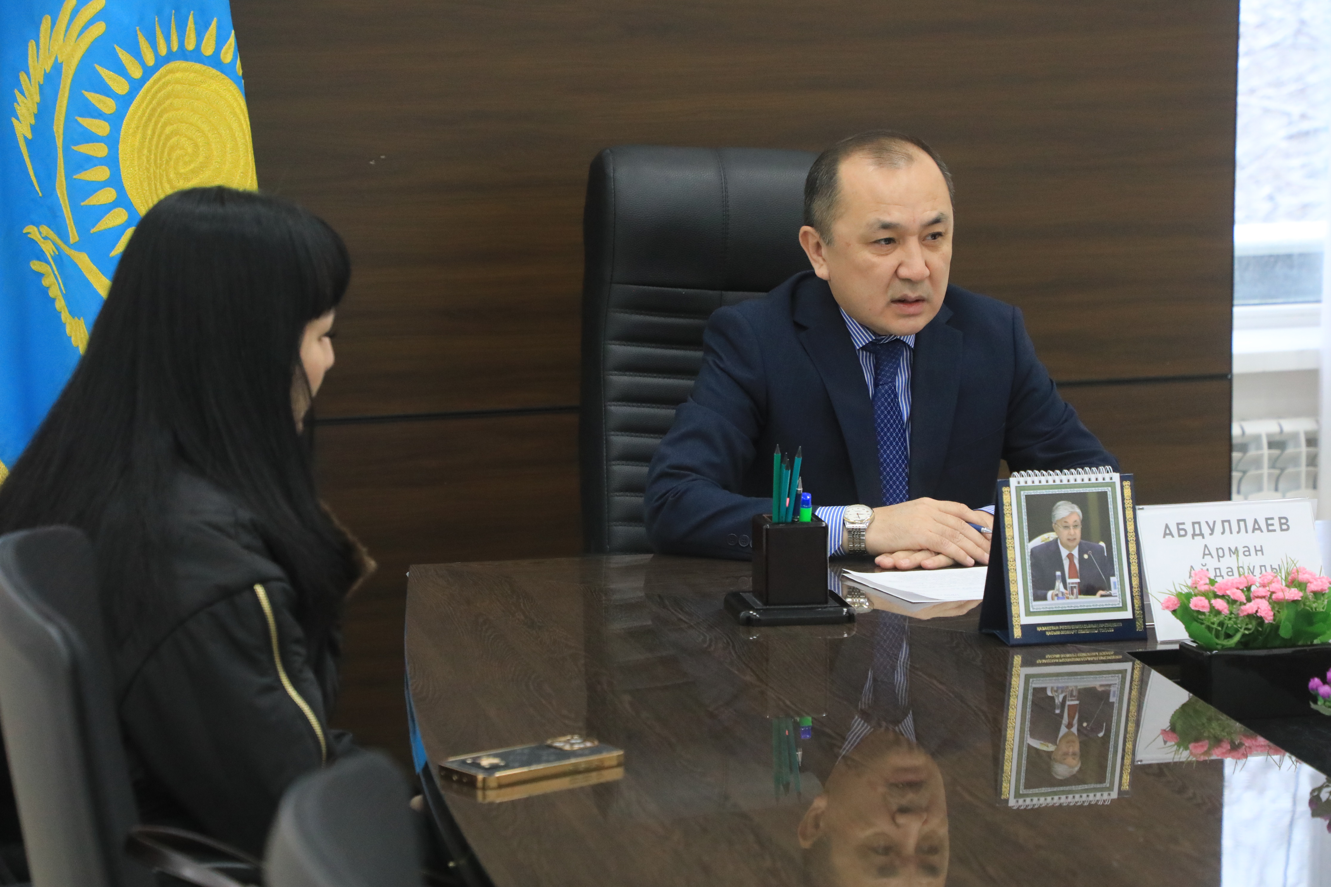 АКИМ САРЫАГАШСКОГО РАЙОНА ВЫСЛУШАЛ ОБРАЩЕНИЯ ЖИТЕЛЕЙ