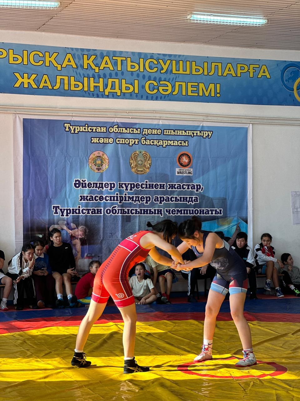 Сайрамда әйелдер күресінен Түркістан облысы чемпионаты өтті