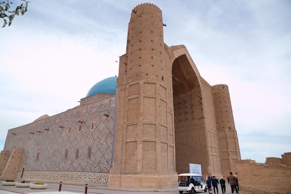 В ТУРКЕСТАНСКОЙ ОБЛАСТИ СИСТЕМНО ВЕДУТСЯ РАБОТЫ ПО ОХРАНЕ И СОХРАНЕНИЮ ИСТОРИКО-КУЛЬТУРНОГО НАСЛЕДИЯ