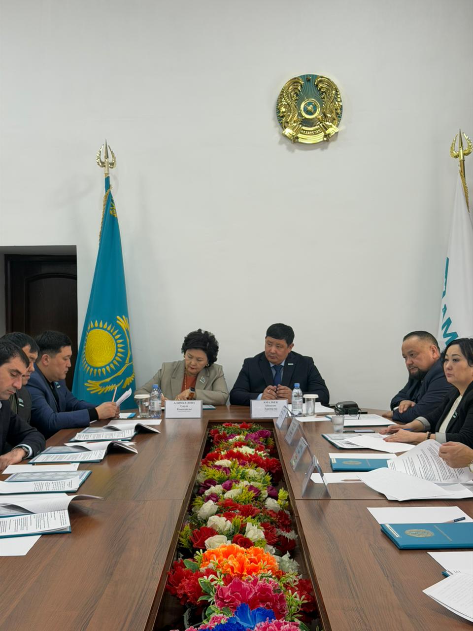 Бүгін Жамбыл аудандық мәслихатының бірлескен тұрақты комиссия отырысы өтті