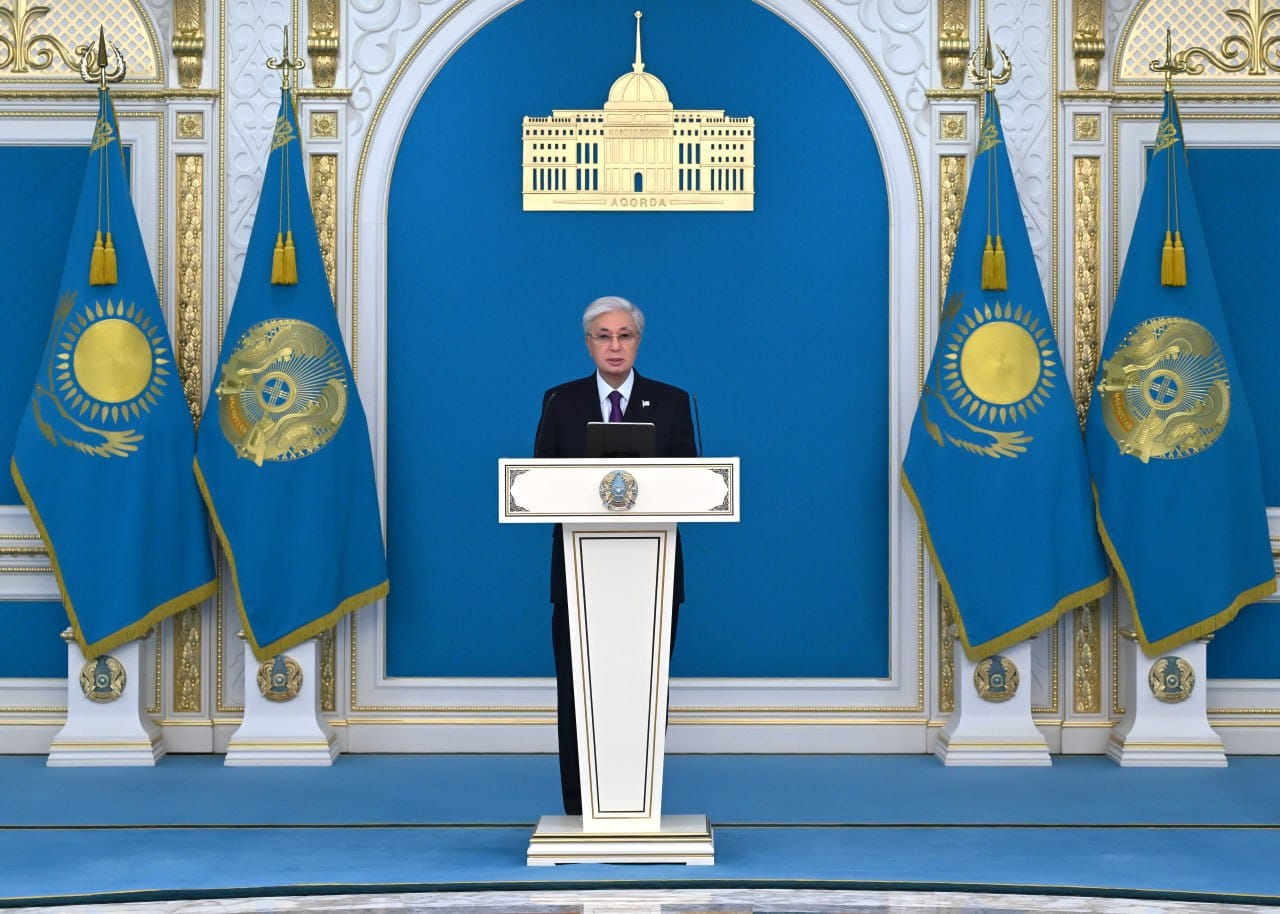 Президент Қысқы Олимпиада мен Паралимпиадаға қатысатын ұлттық құрама мүшелеріне Мемлекеттік туды тапсырды