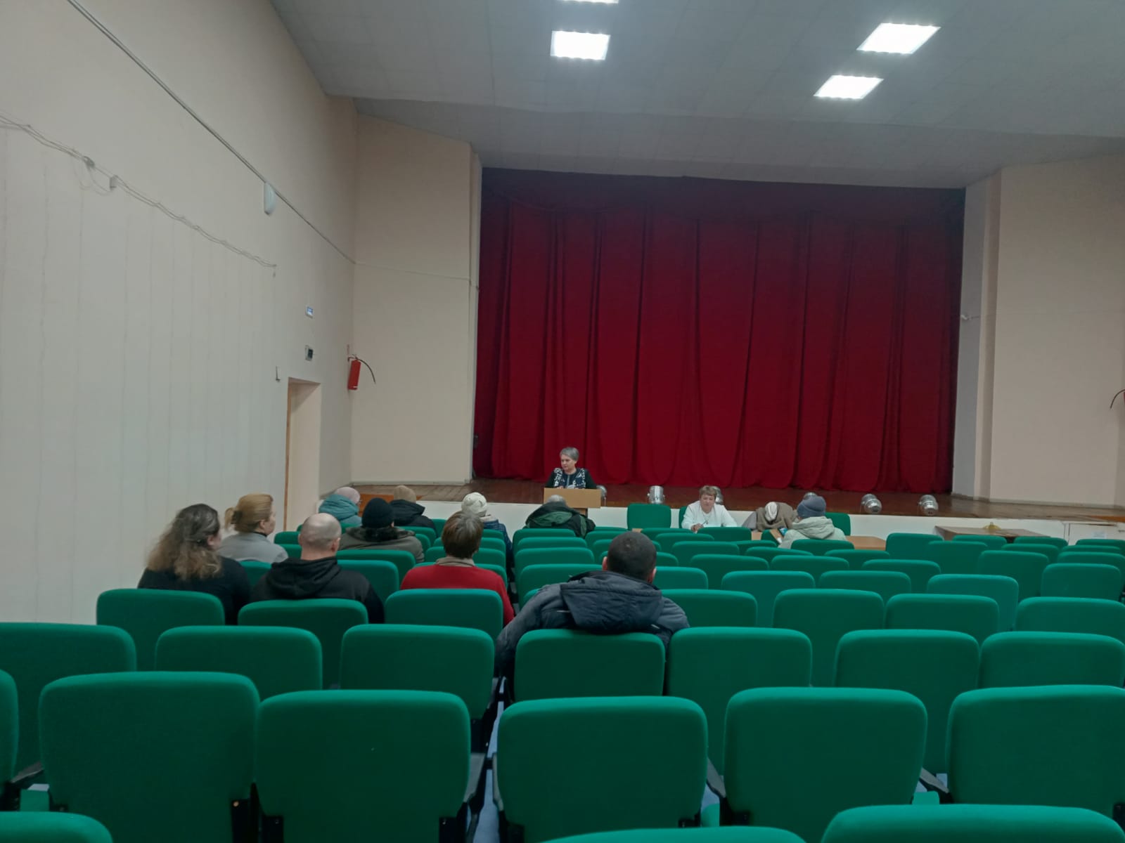 "Қазақстан Республикасы Ауыл шаруашылығы министрлігі Ветеринариялық бақылау және қадағалау комитетінің Алтай ауданының аумақтық инспекциясы" ММ мамандарының Парыгино ауылдық округінің тұрғындарымен кездесуі.