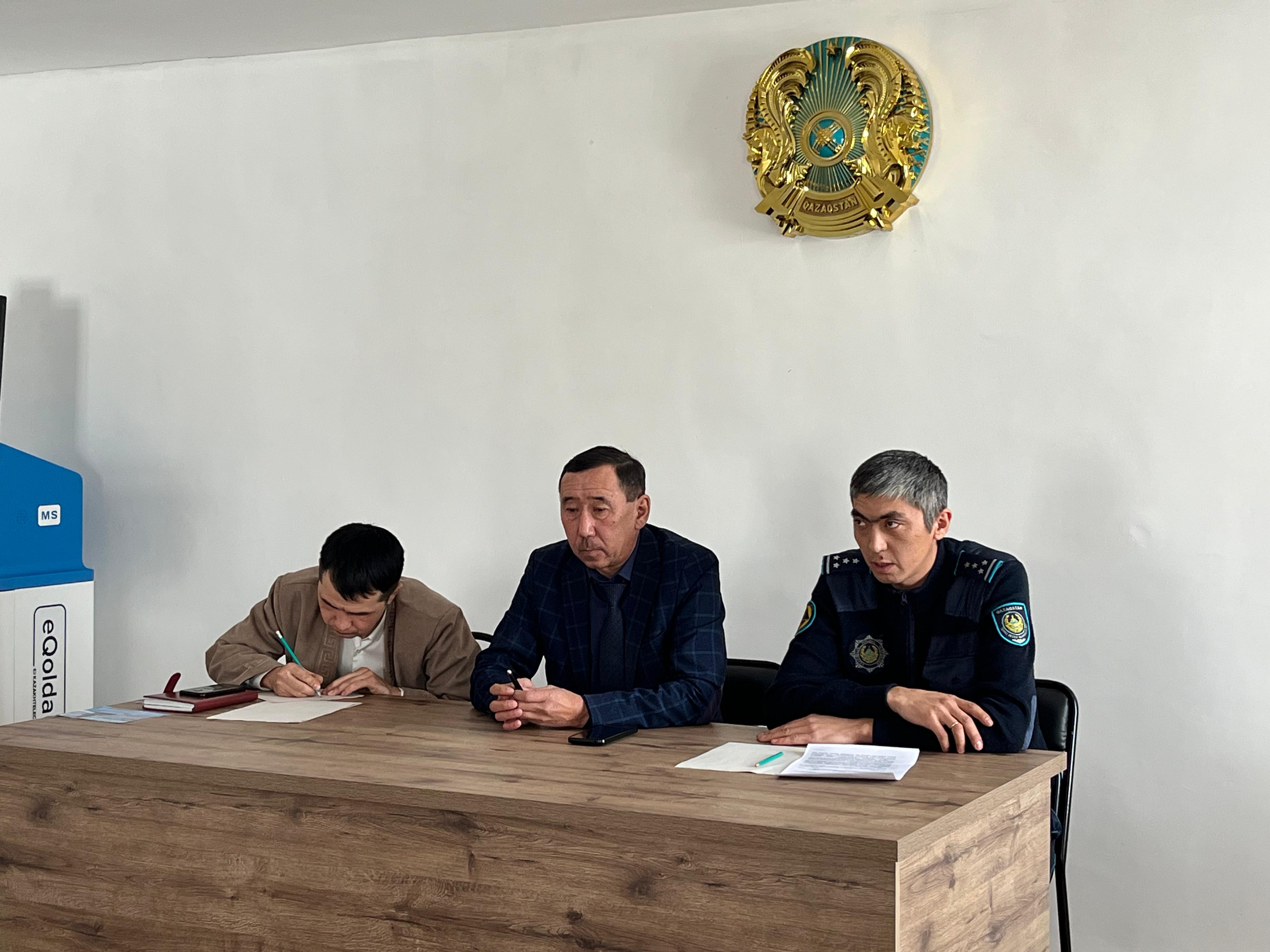 Қарқаралы ауданы әкімдігінің Қарқаралы ауданының жастар ресурстық орталығы Конфессияаралық қатынастар мәселелерін зерттеу және талдау секторының маманымен кездесу