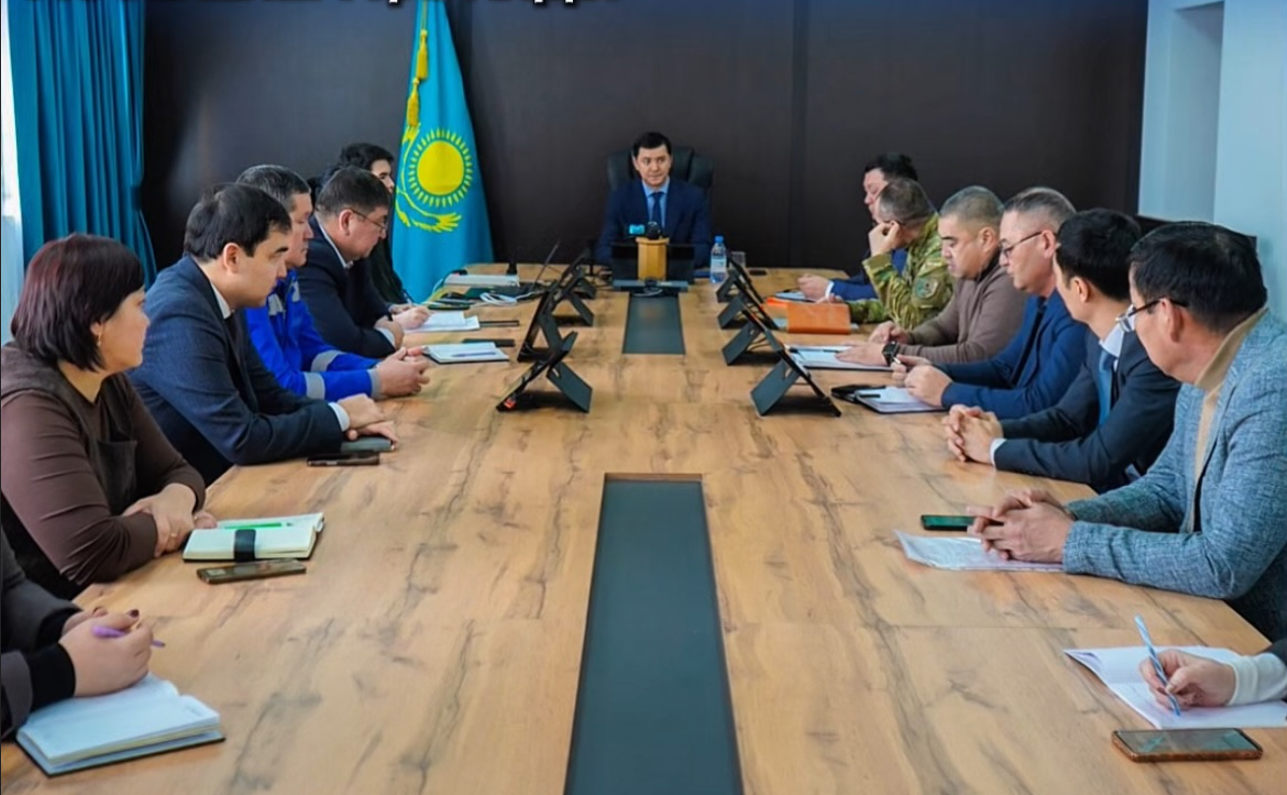 Под председательством акима района рассмотрены актуальные вопросы зимнего периода