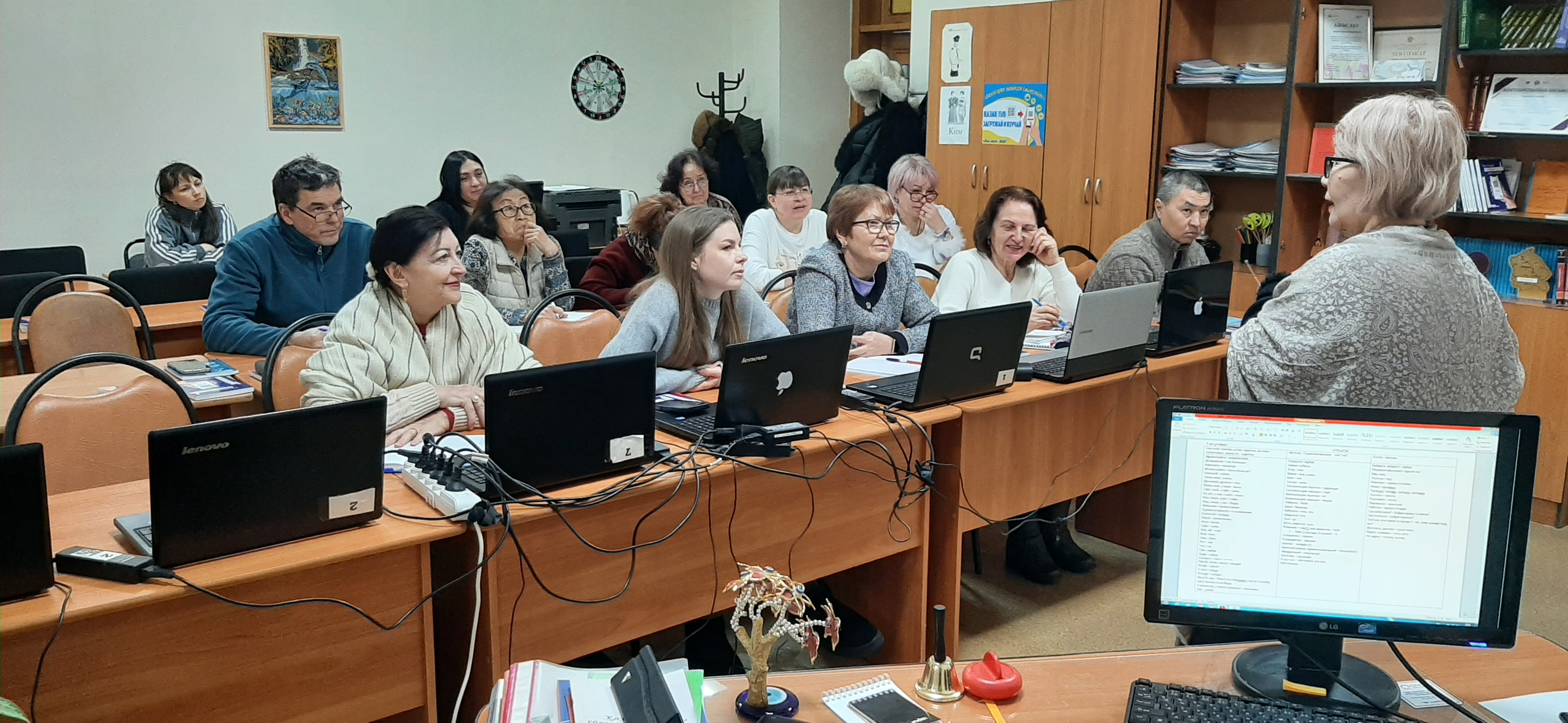 Павлодарда тегін қазақ тілі курстарының  бірінші маусымы бастау алды