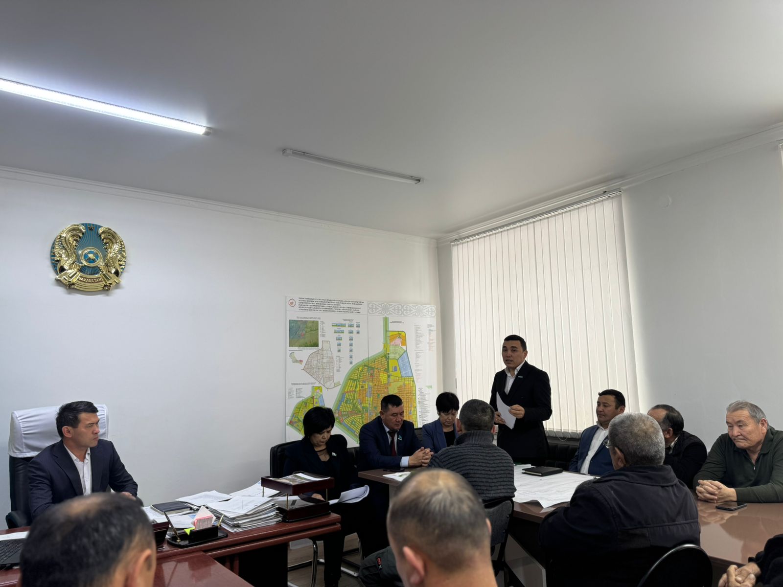 Аудандық мәслихат депутаттары өз сайлау округінде кездесу өткізді