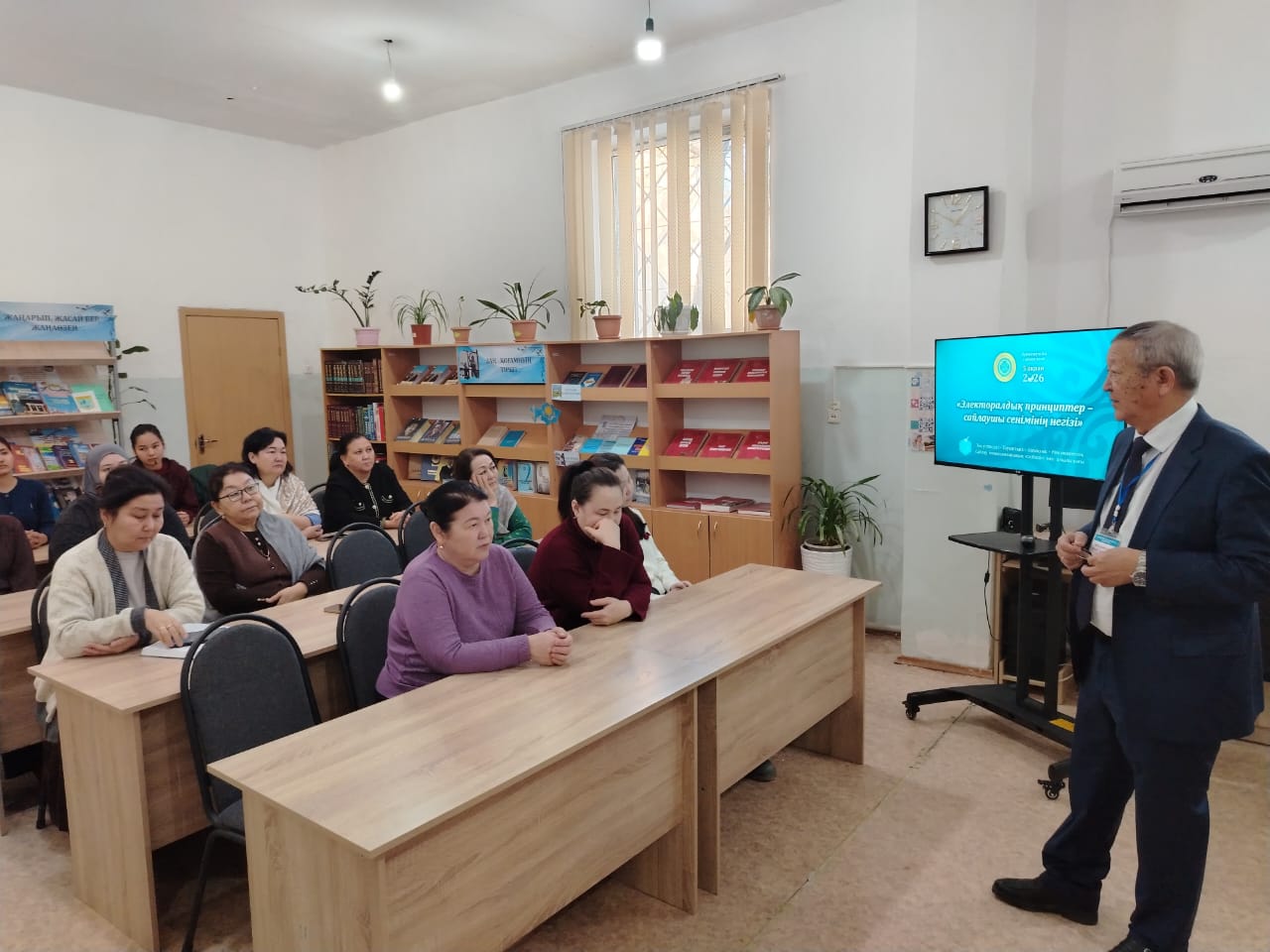 «Тәуелсіздік - ең басты құндылық» атты кітап көрмесі өтті