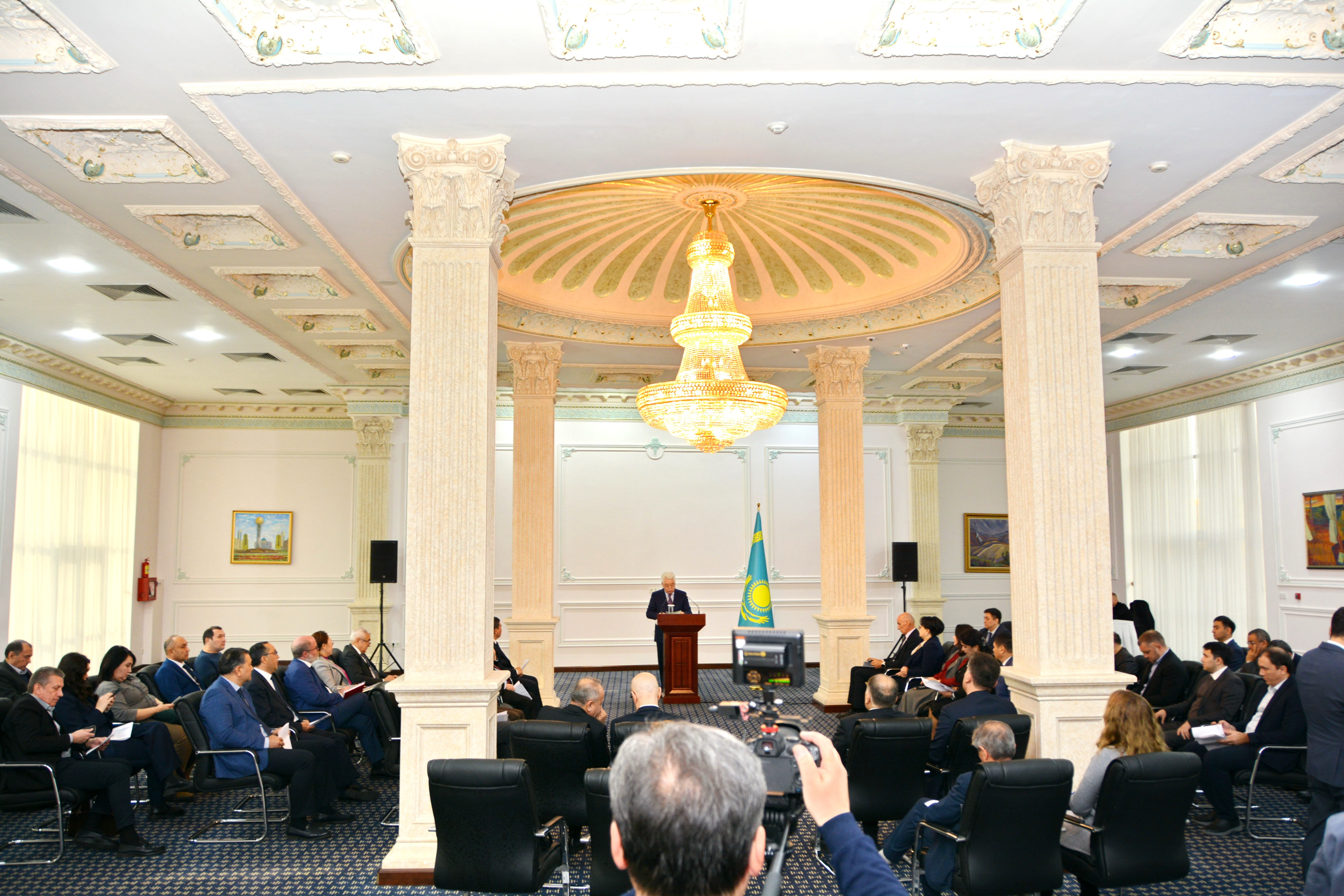 Қазақстандағы конституциялық реформаларды талқылау жөніндегі дөңгелек үстел Елшілікте өтті