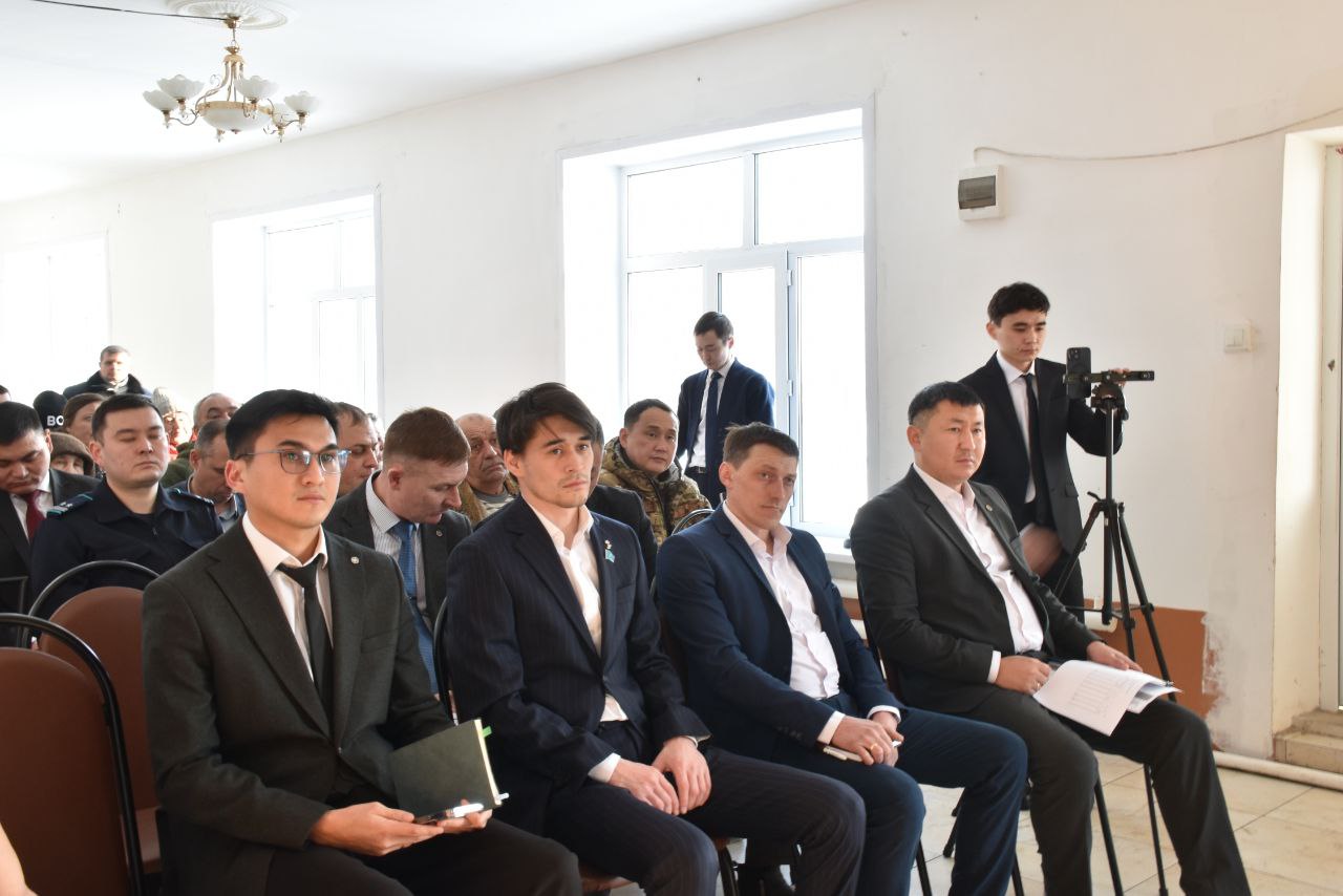 В Пригородном сельском округе состоялась регулярная встреча акима Шортандинского района с населением.