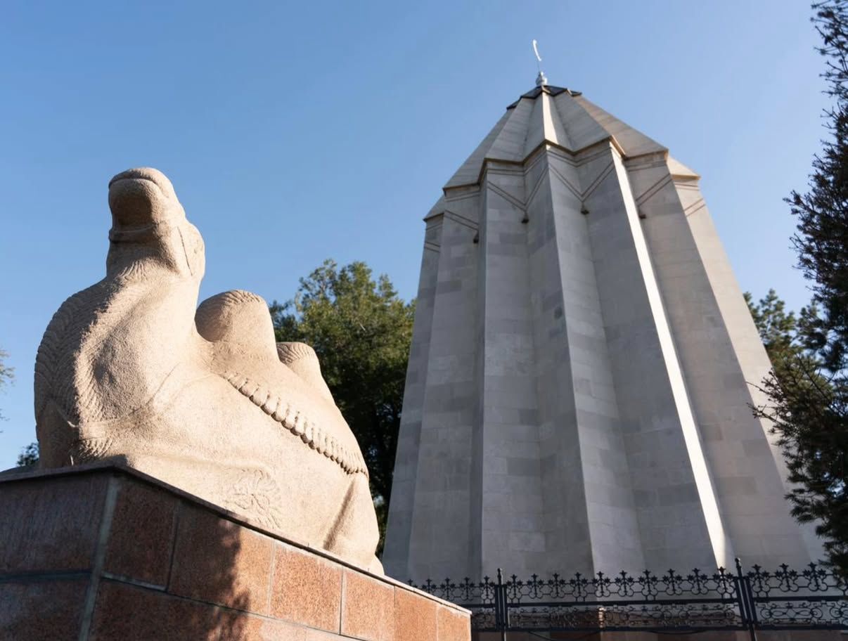 В Алматы Мавзолей «Райымбек батыр» станет современным музейным мемориальным комплексом