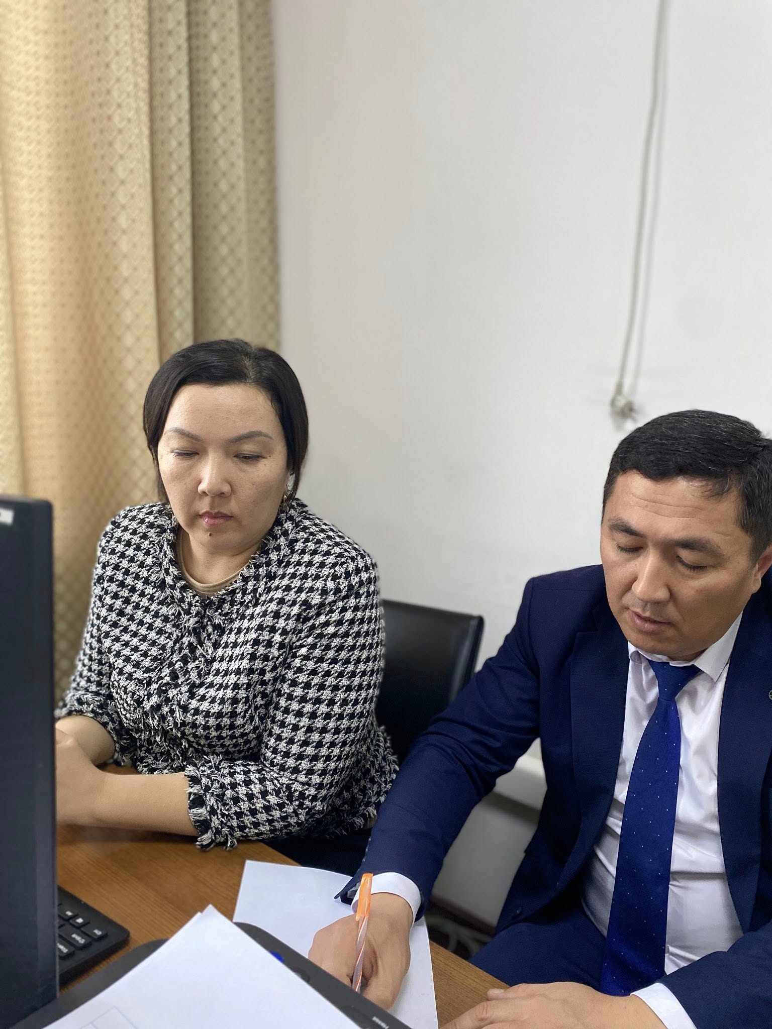 Сотрудникам, ответственным за государственные закупки, подведомственных заказчиков акимата района Казалы, разъяснили закономерности и процедуры государственных закупок