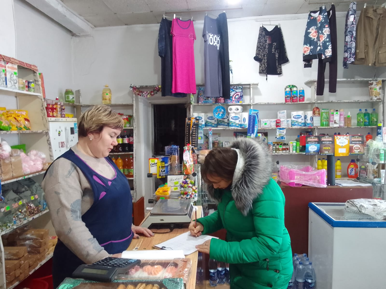 Сегодня специалистом аппарата акима проведен мониторинг розничных цен на социально-значимый перечень  товаров