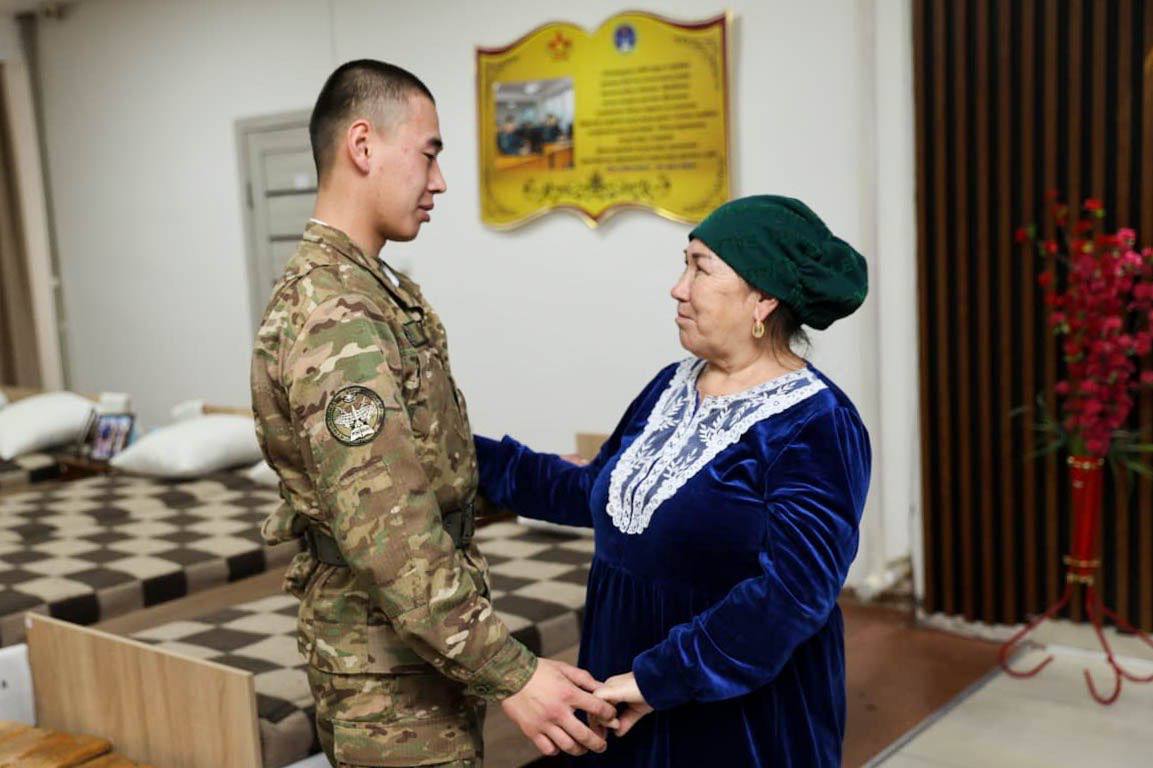 31 қаңтарда Қарулы күштердің барлық әскери бөлімдерде ата-аналар үшін «Ашық есік» күні өтеді
