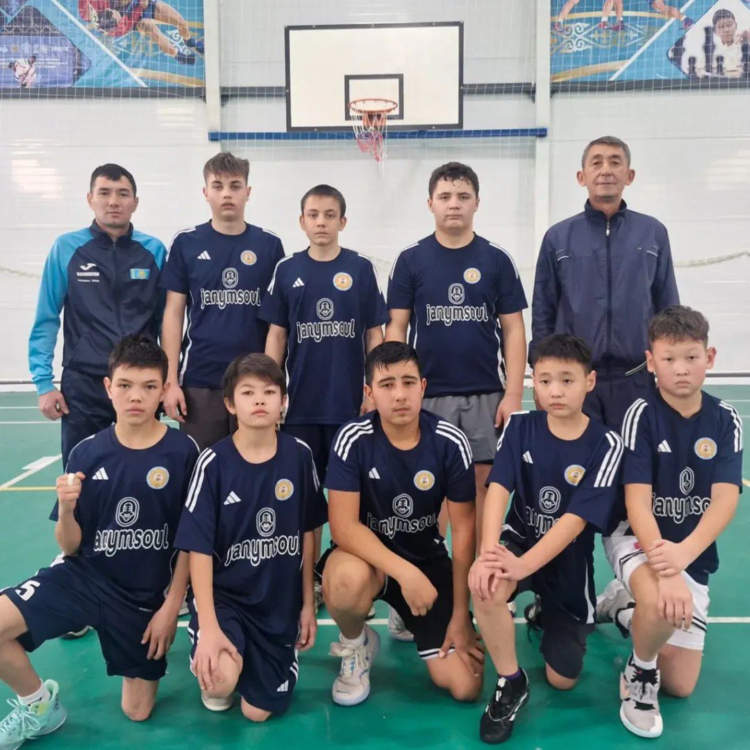 Ұлдар баскетбол командасы аудандық жарыстарда ІІ орын иеленді.