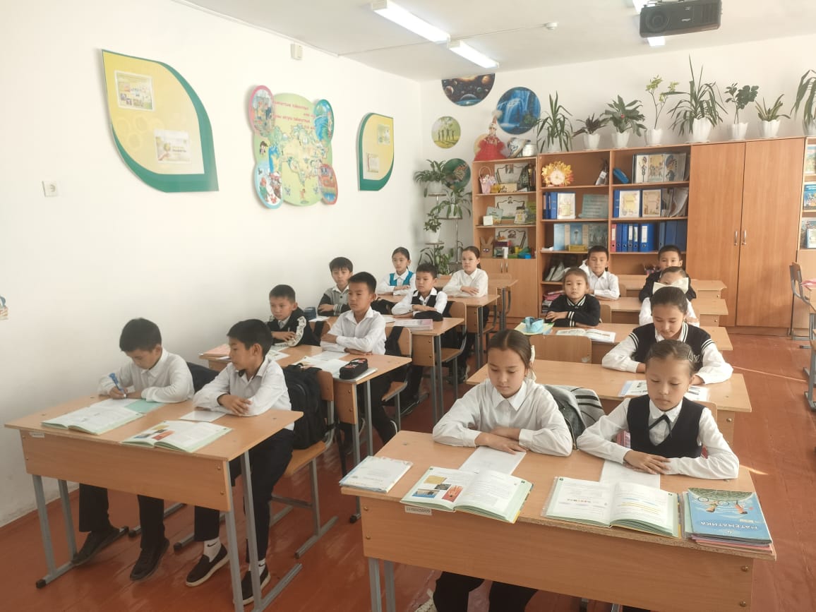 Тараз қаласының білім бөлімінің Төле би&nbsp; атындағы № 8 гимназия» КММ-нің &nbsp;4 сынып оқушыларына «Жас-өспірімдердің&nbsp; құқықтық сауаттылығы мен мәдениетін қалыптастыру, «Заң және тәртіп» қағидаларын ілгерілету мақсатында кездесу өткізілді.