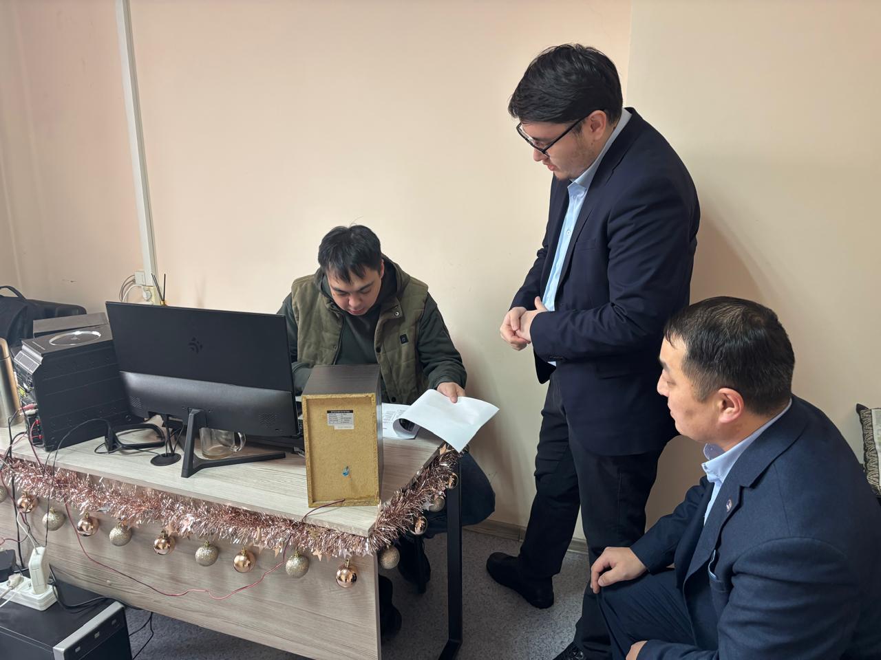 Радио «7» өкілімен авторлық және сабақтас құқықтарды ұжымдық басқару саласындағы бірыңғай цифрлық платформаға қосылу мәселелері бойынша құқықтық түсіндіру жұмыстары жүргізілді.