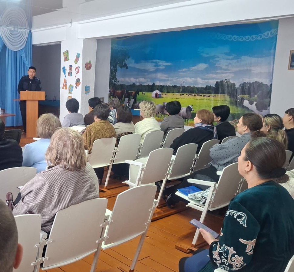 28&nbsp;қаңтарда&nbsp;криминалдық полиция бөлімінің&nbsp;жедел&nbsp;уәкілі, АТТ&nbsp;&nbsp;мүшесі&nbsp;Қ.Қ. Бакеев&nbsp;күмәнді&nbsp;теологиялық&nbsp;оқу&nbsp;орындарында&nbsp;теологиялық&nbsp;білім&nbsp;алудың&nbsp;қауіптілігі&nbsp;тақырыбында&nbsp;түсіндіру&nbsp;іс-шарасын&nbsp;өткізді.