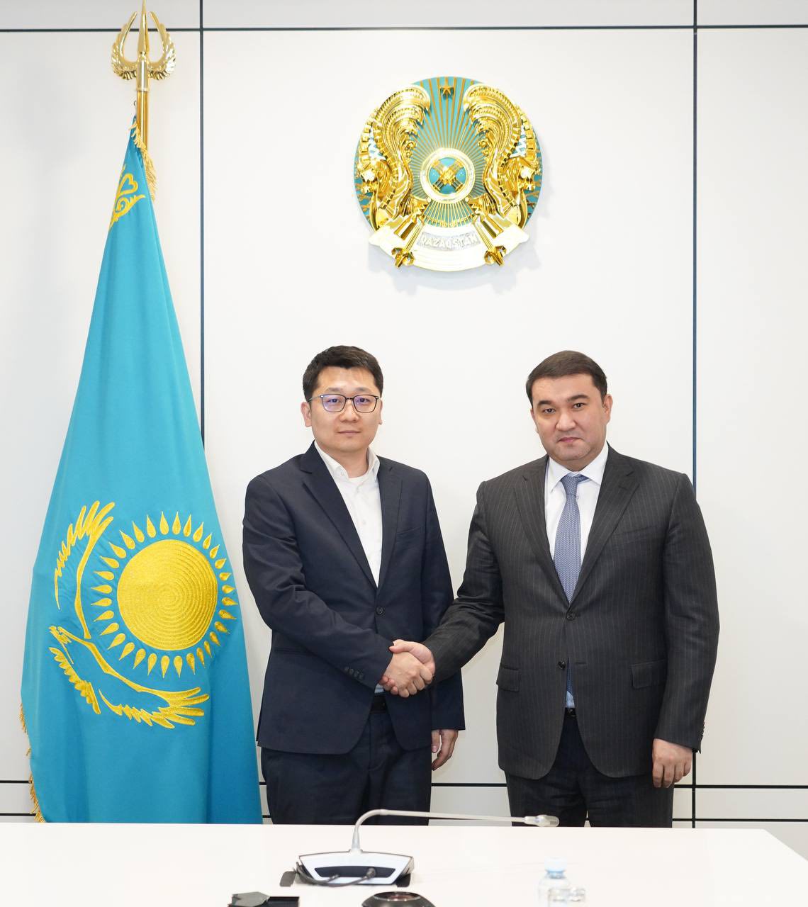 ТҮРКІСТАНДА ЕУРОПАҒА ТАУАР ТАСЫМАЛДАЙТЫН ЛОГИСТИКАЛЫҚ ОРТАЛЫҚ АШУ БОЙЫНША КЕЛІССӨЗ ЖҮРГІЗІЛДІ