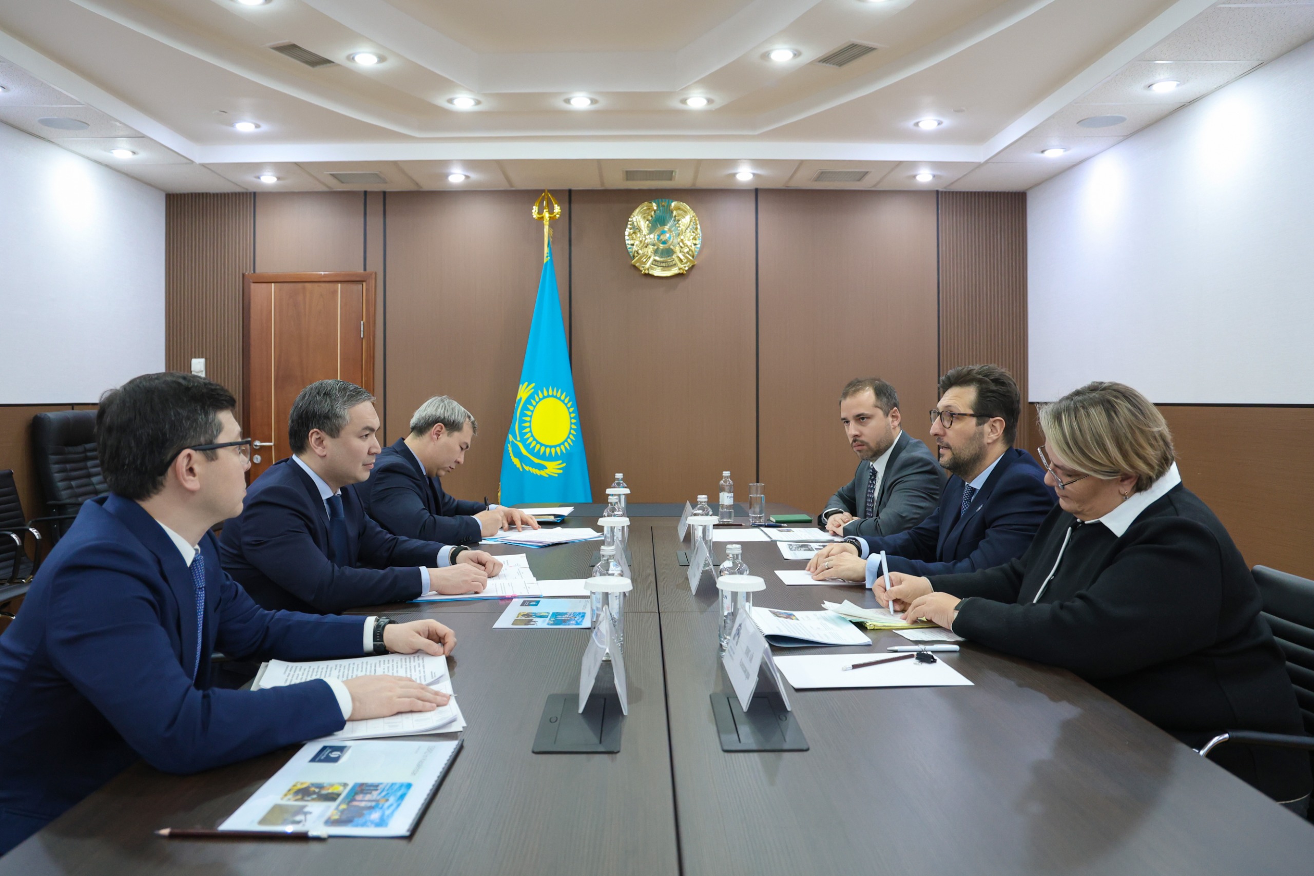 Министр промышленности предложил ЕБРР расширить сотрудничество в обрабатывающей промышленности