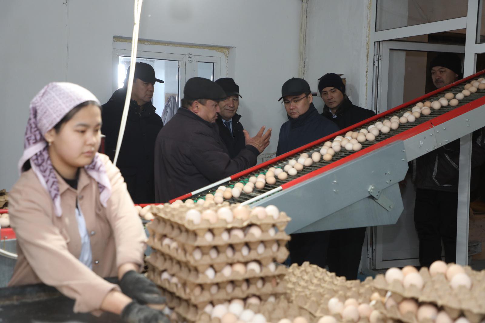 ҚР ПРЕМЬЕР-МИНИСТРІНІҢ КЕҢЕСШІСІ САРЫАҒАШТАҒЫ ИНФРАҚҰРЫЛЫМДЫҚ ЖӘНЕ АГРОӨНЕРКӘСІПТІК ЖОБАЛАРМЕН ТАНЫСТЫ