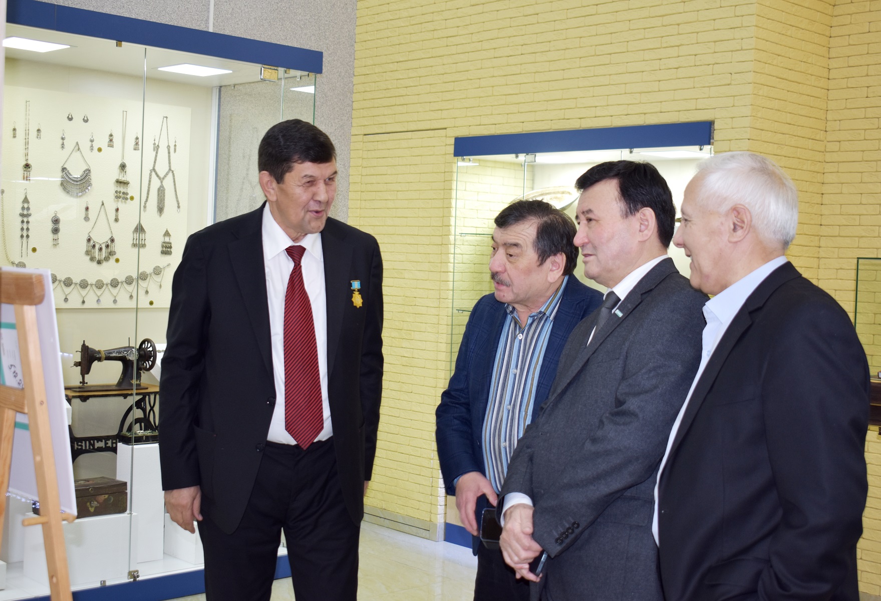 Тіл жанашары Қаратай Төлекеевпен кездесу