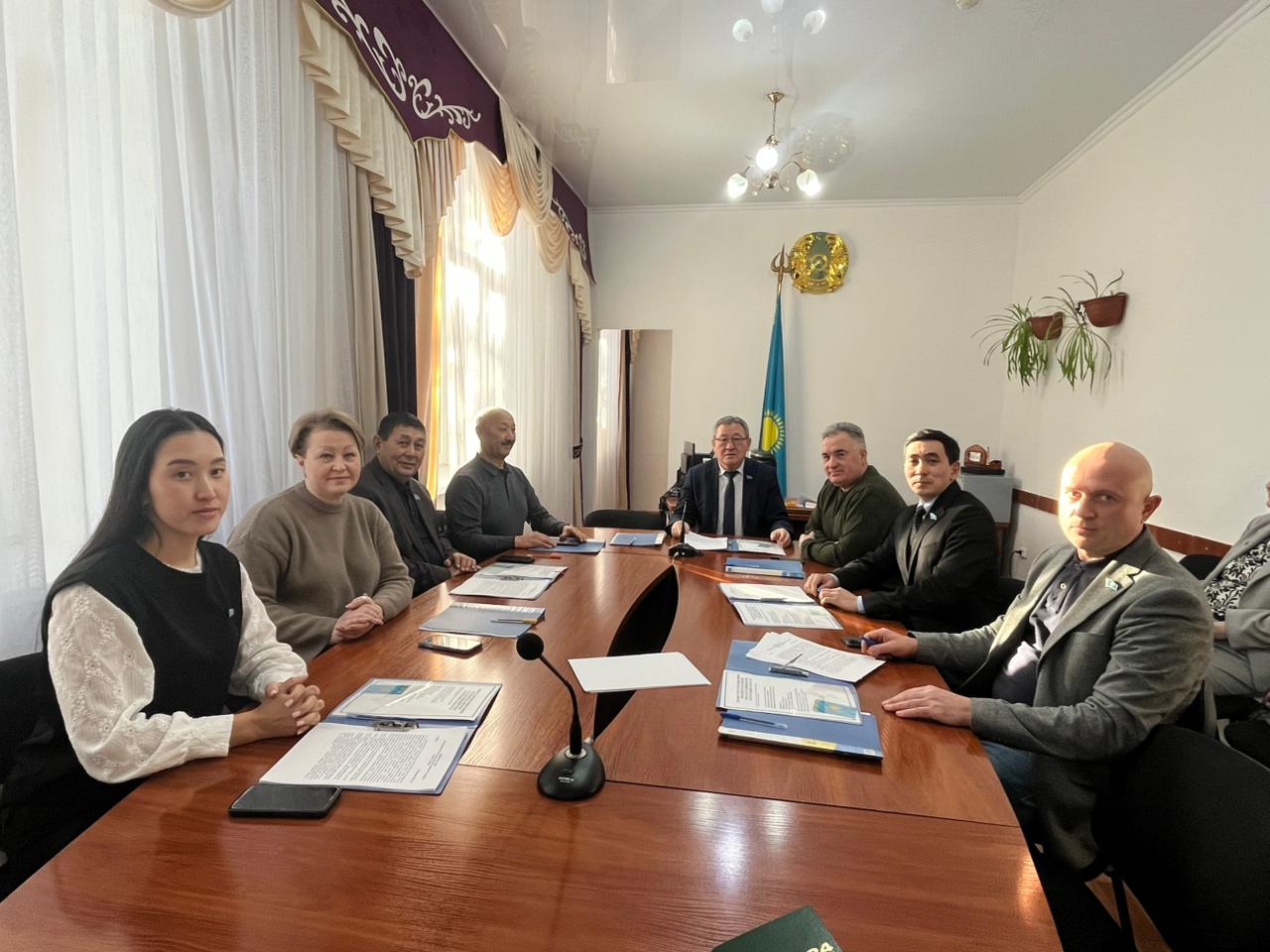 Депутатский час на тему «Национальный курултай как постоянная платформа общественного диалога».