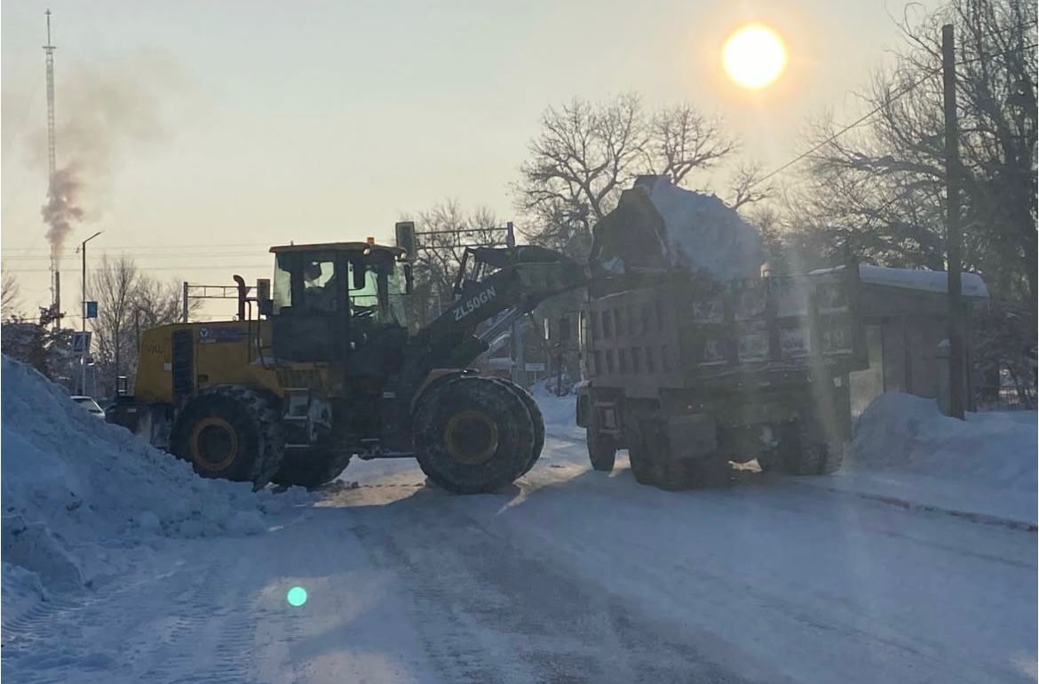 Көкпекті ауданы аумағында қар шығару жұмыстары жоспарлы түрде жүргізілуде.