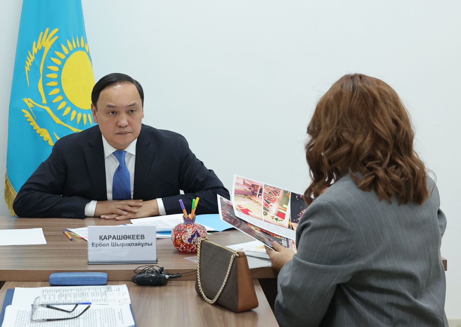 Ербол Қарашөкеев азаматтарды қабылдады