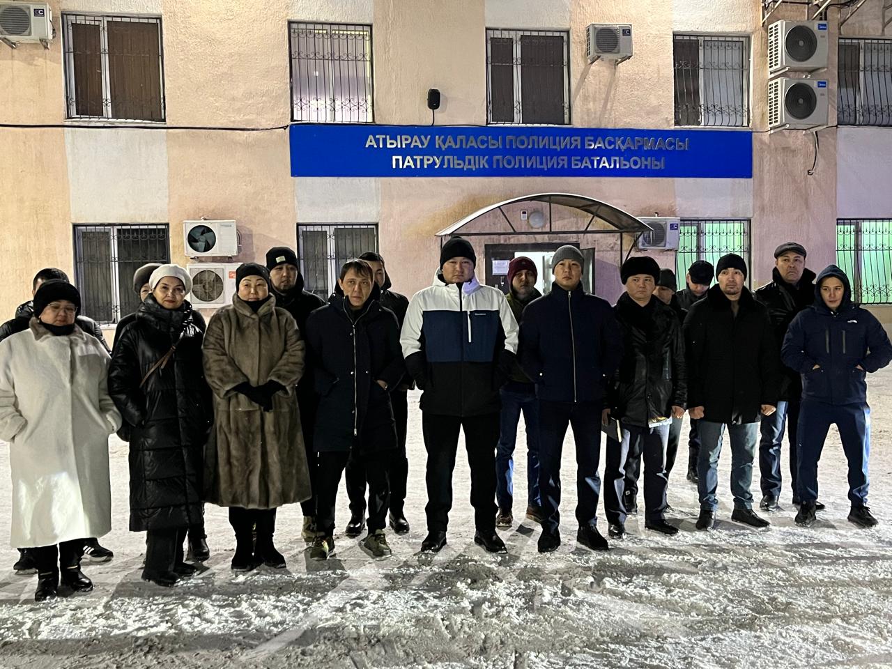 Атыраулық әкелер патрульге шықты