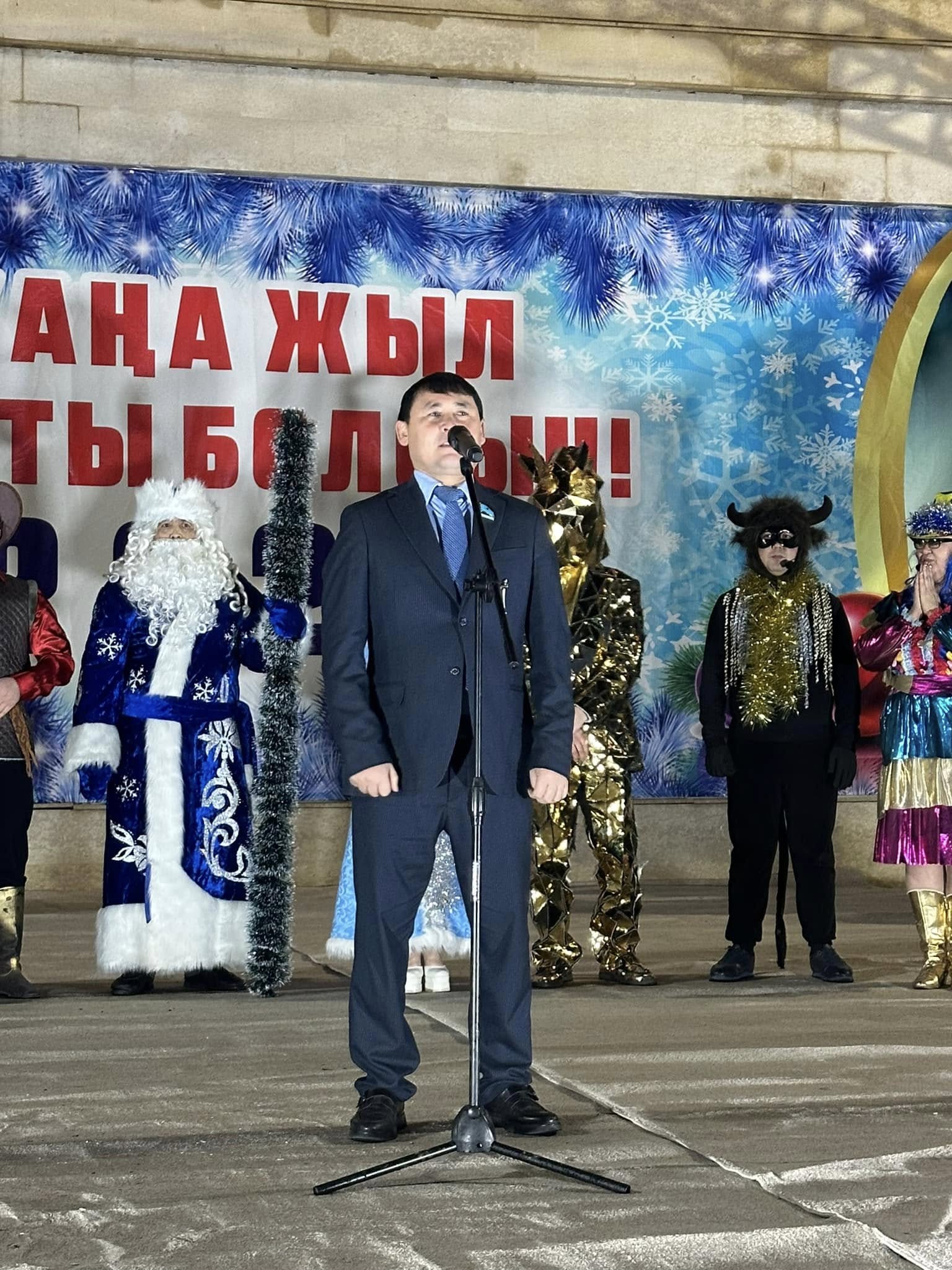 Ордабасыда жаңа жылдық мерекелік кеш өтті