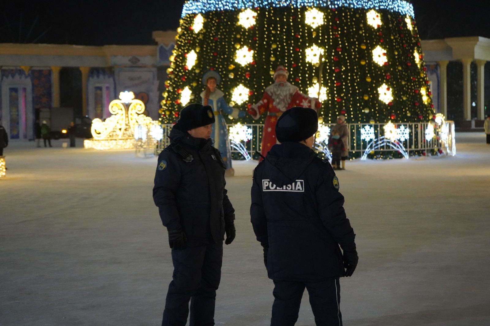 Төрт күн ішінде бірде-бір алаяқтық тіркелмеді: полицейлер СҚО-дағы мерекелік демалыс күндерінің қалай өткенін баяндады