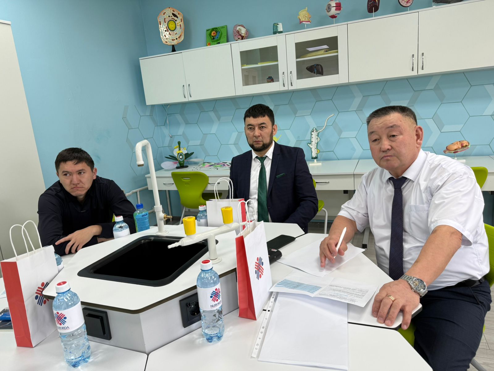 Областной семинар на тему: «Воспитательная экосистема: практические решения»