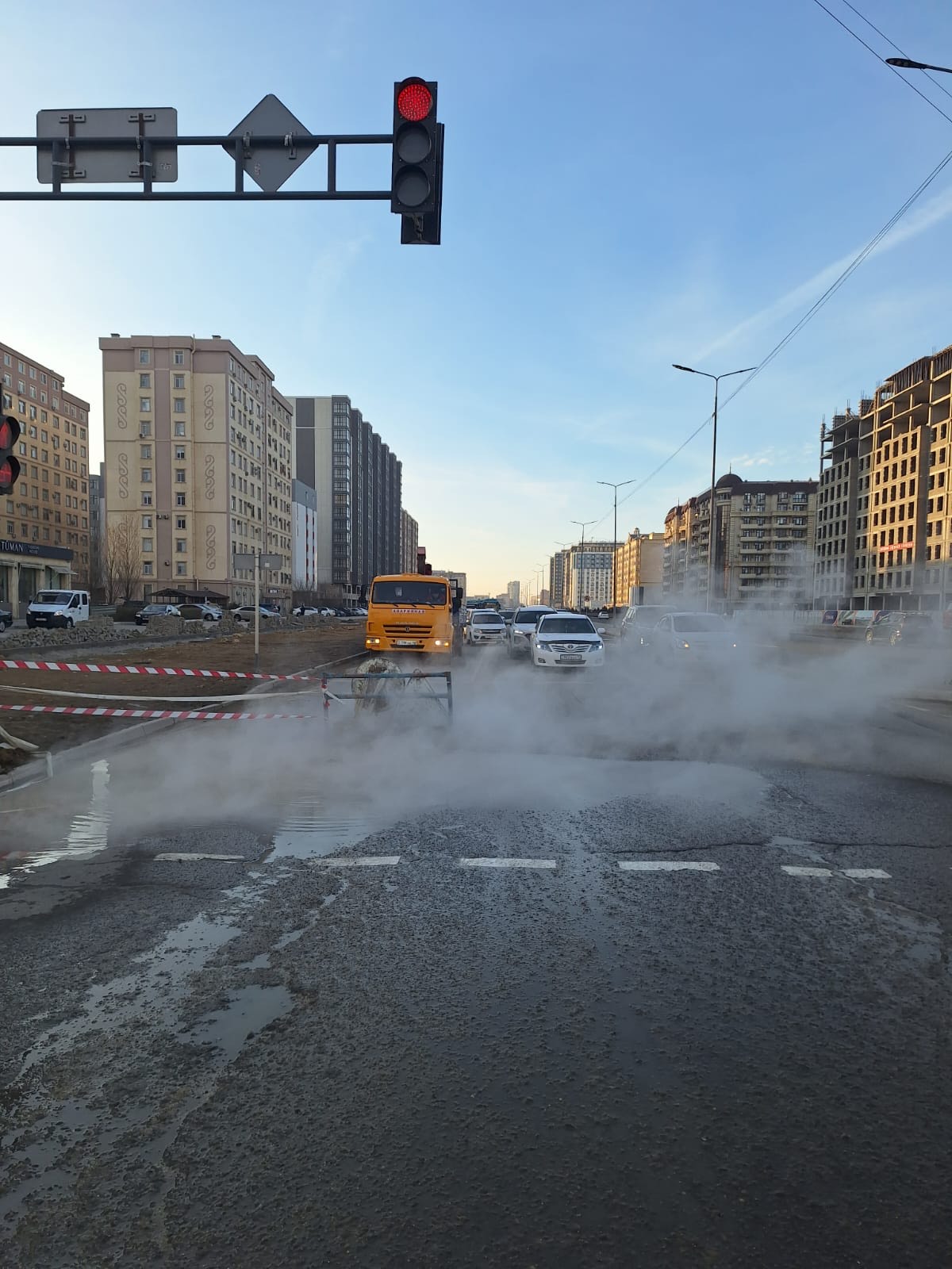 Участок дороги между 16 и 17 микрорайонами временно закрыт