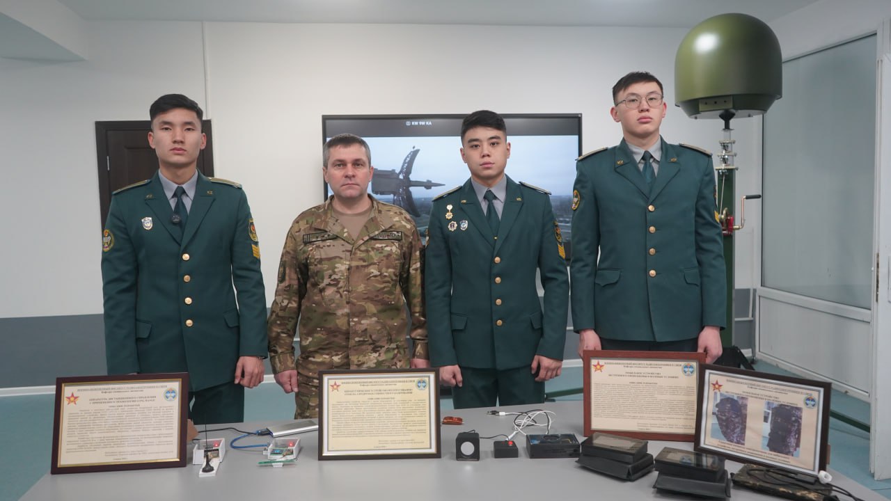 Қорғаныс министрлігінің курсанттары армияның практикалық міндеттерін шешуге арналған прототиптер әзірлеуде